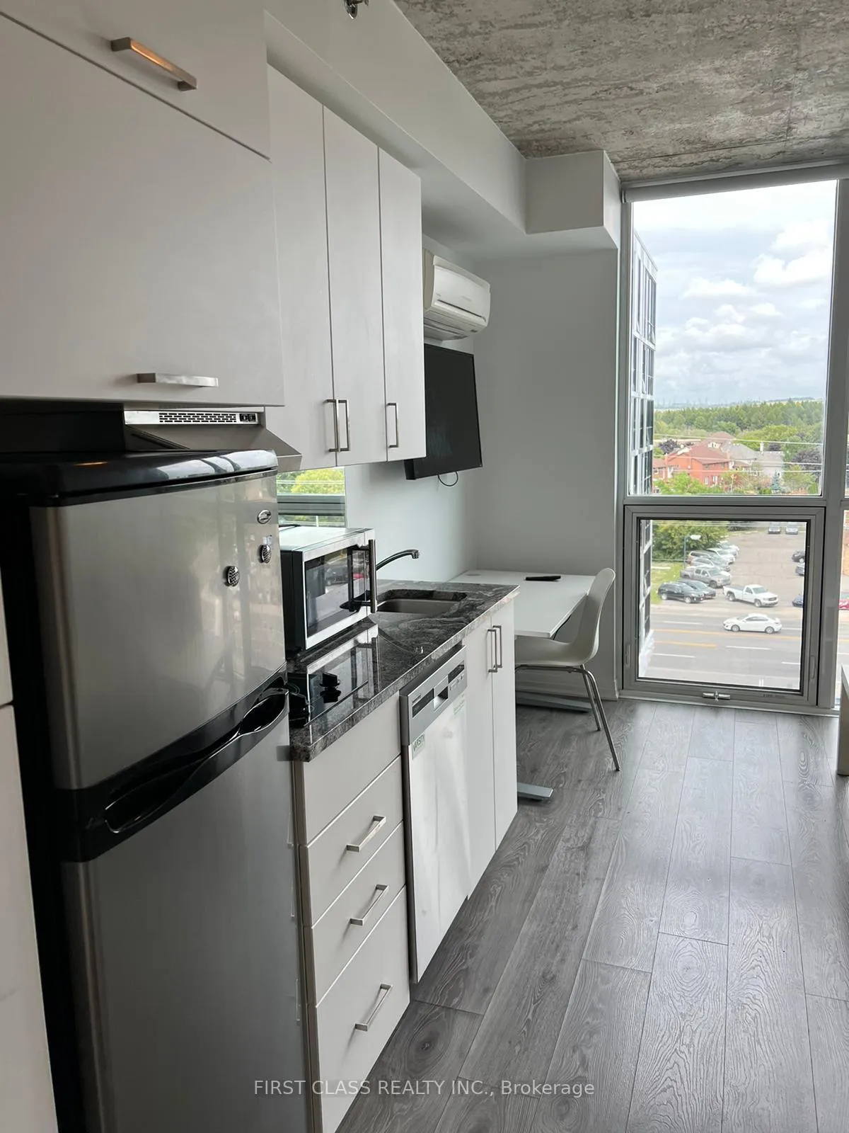 Photo 3 of Unit 602, 1900 Simcoe Street N, Oshawa, Samac — HOMEH