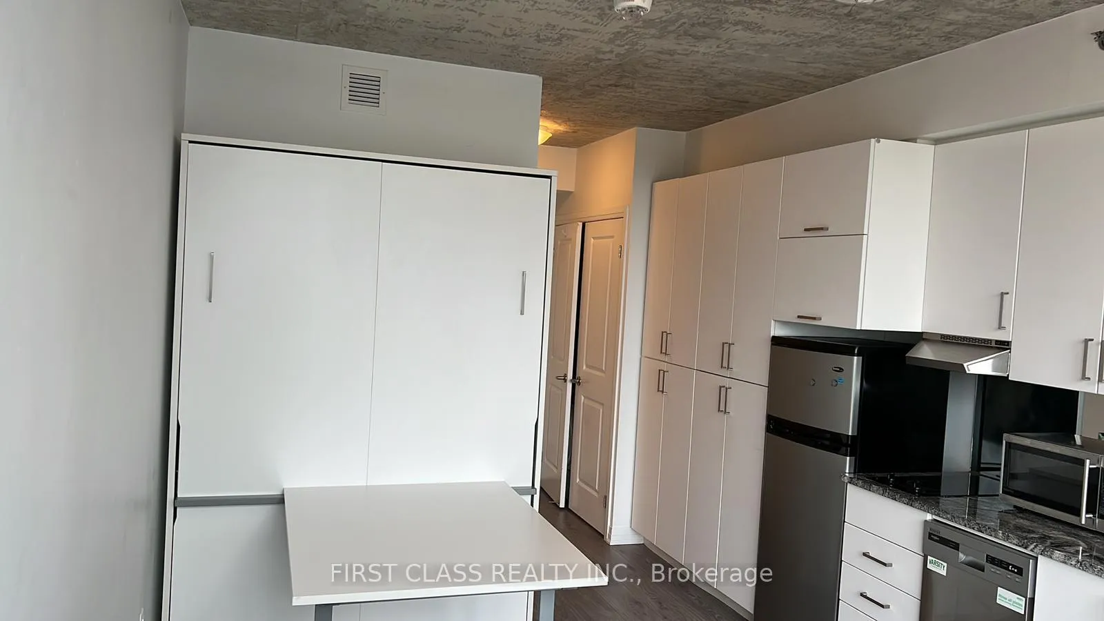 Photo 6 of Unit 602, 1900 Simcoe Street N, Oshawa, Samac — HOMEH
