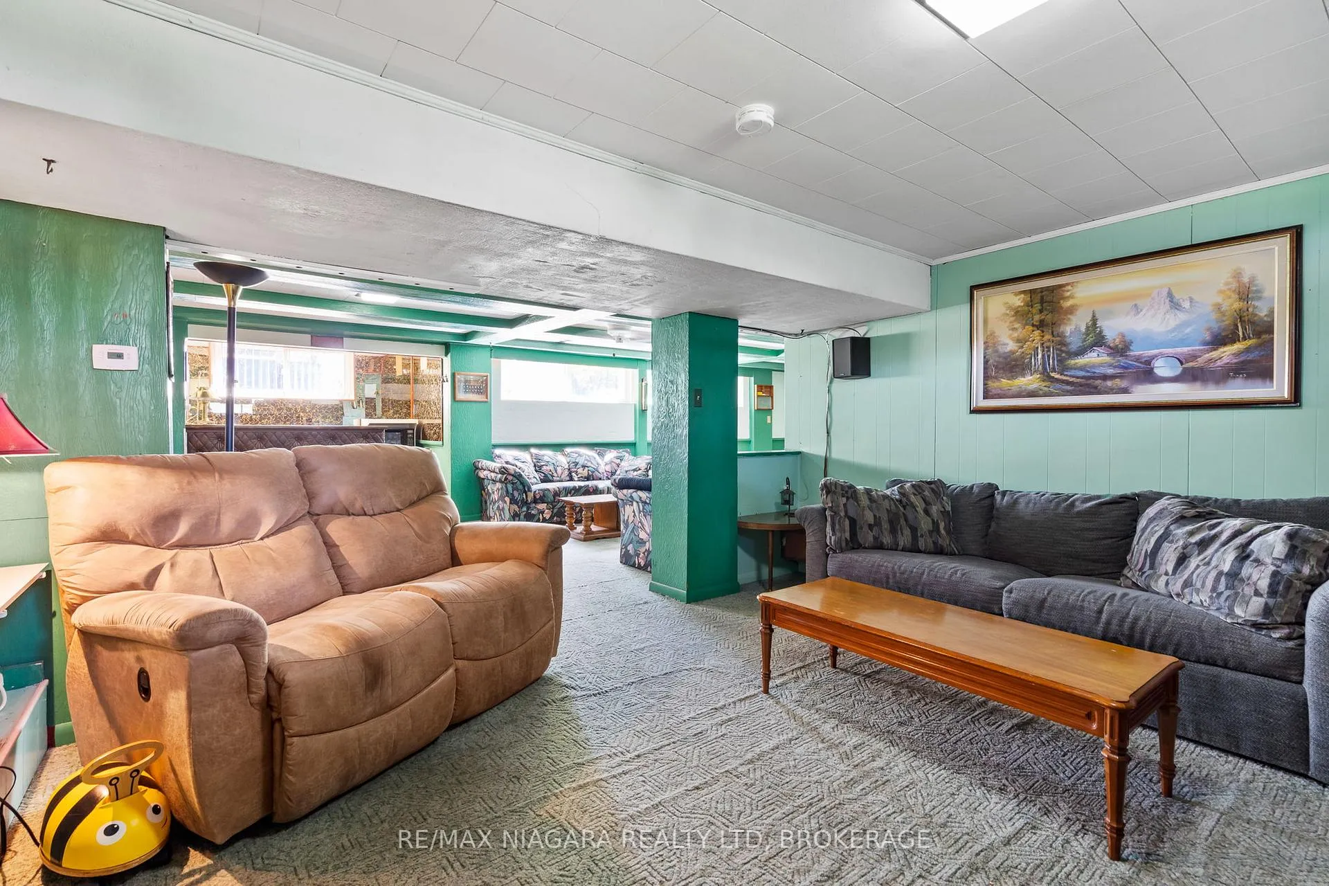 Photo 23 of 17 Sheba Crescent, Port Colborne, Main Street — HOMEH