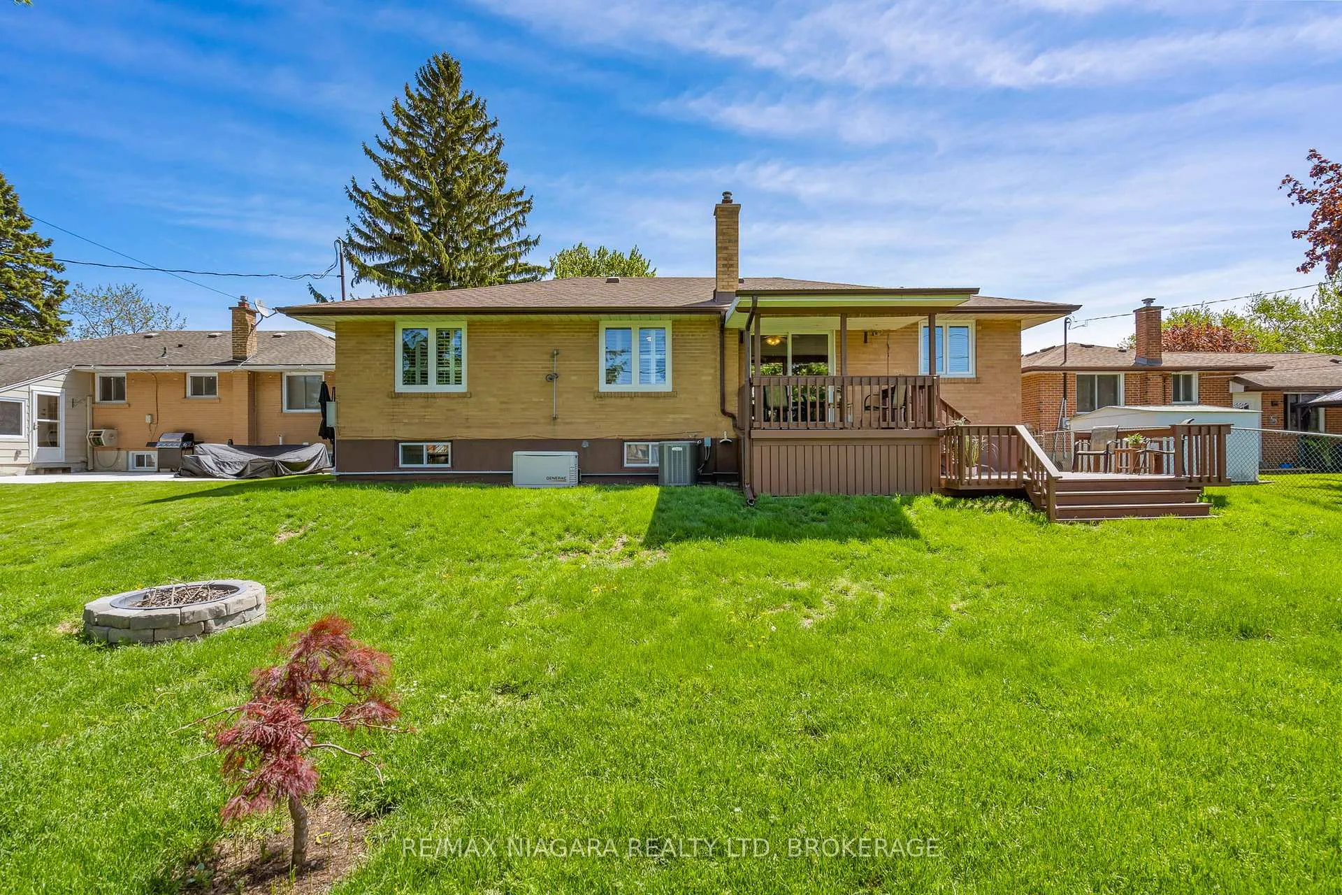 Photo 29 of 17 Sheba Crescent, Port Colborne, Main Street — HOMEH