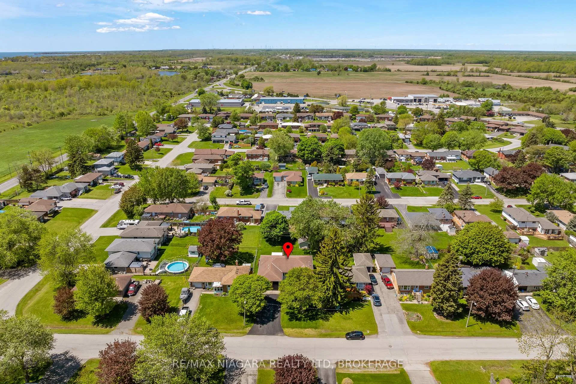 Photo 35 of 17 Sheba Crescent, Port Colborne, Main Street — HOMEH