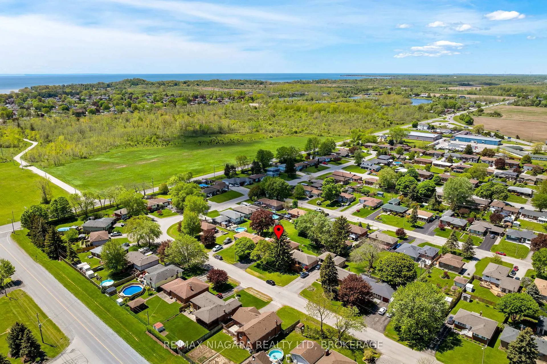 Photo 45 of 17 Sheba Crescent, Port Colborne, Main Street — HOMEH