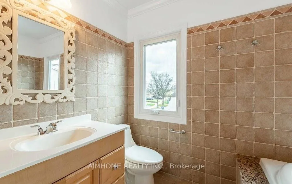 Photo 17 of 108 Floribunda Crescent, Brampton, Bramalea West Industrial — HOMEH