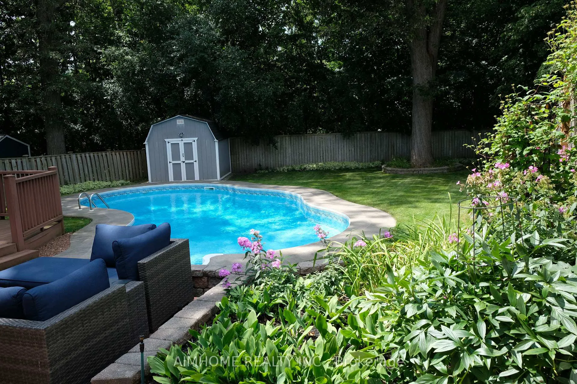 Photo 24 of 108 Floribunda Crescent, Brampton, Bramalea West Industrial — HOMEH