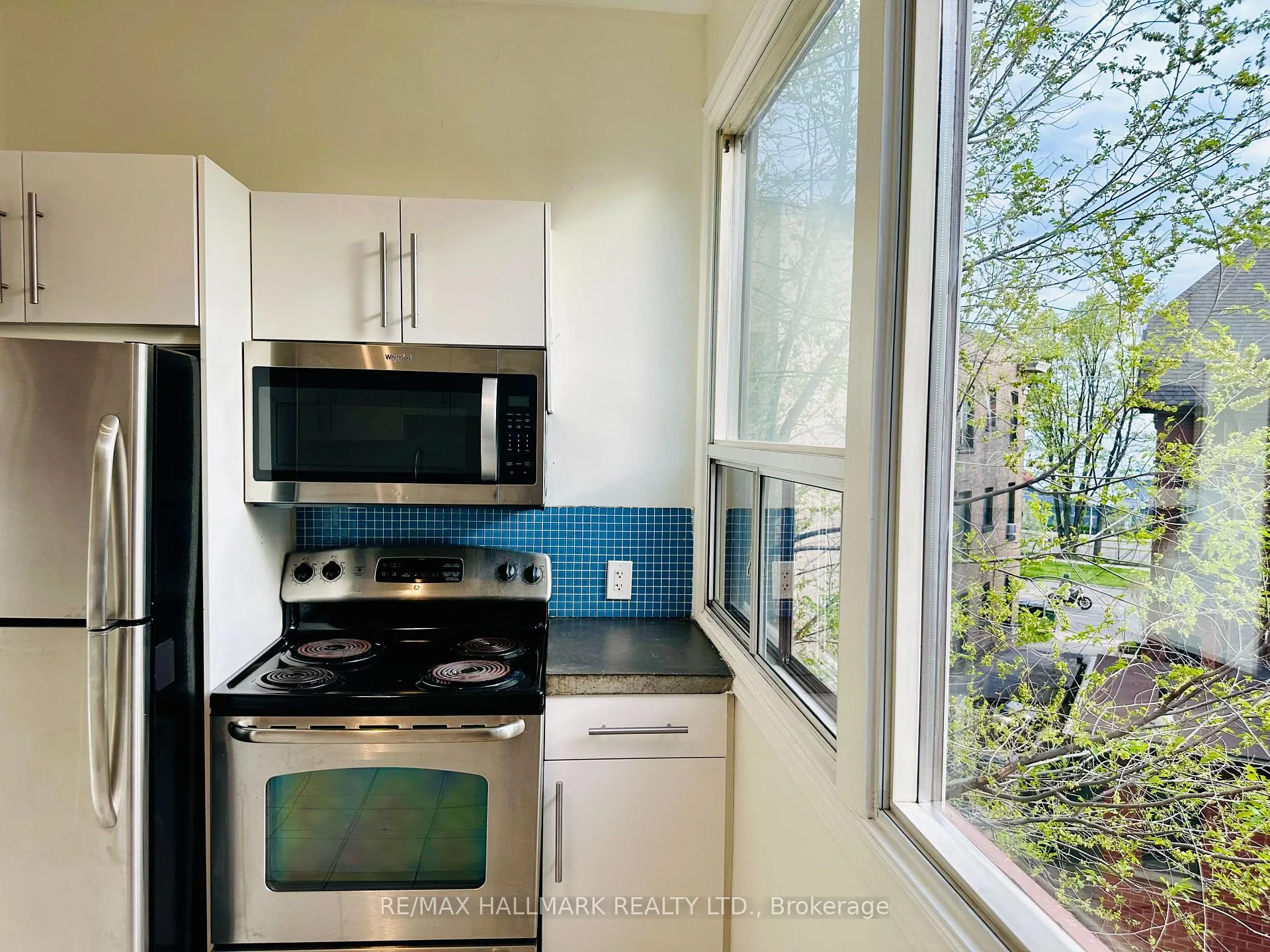Photo 18 of Unit 4, 20 Triller Avenue, Toronto, South Parkdale — HOMEH