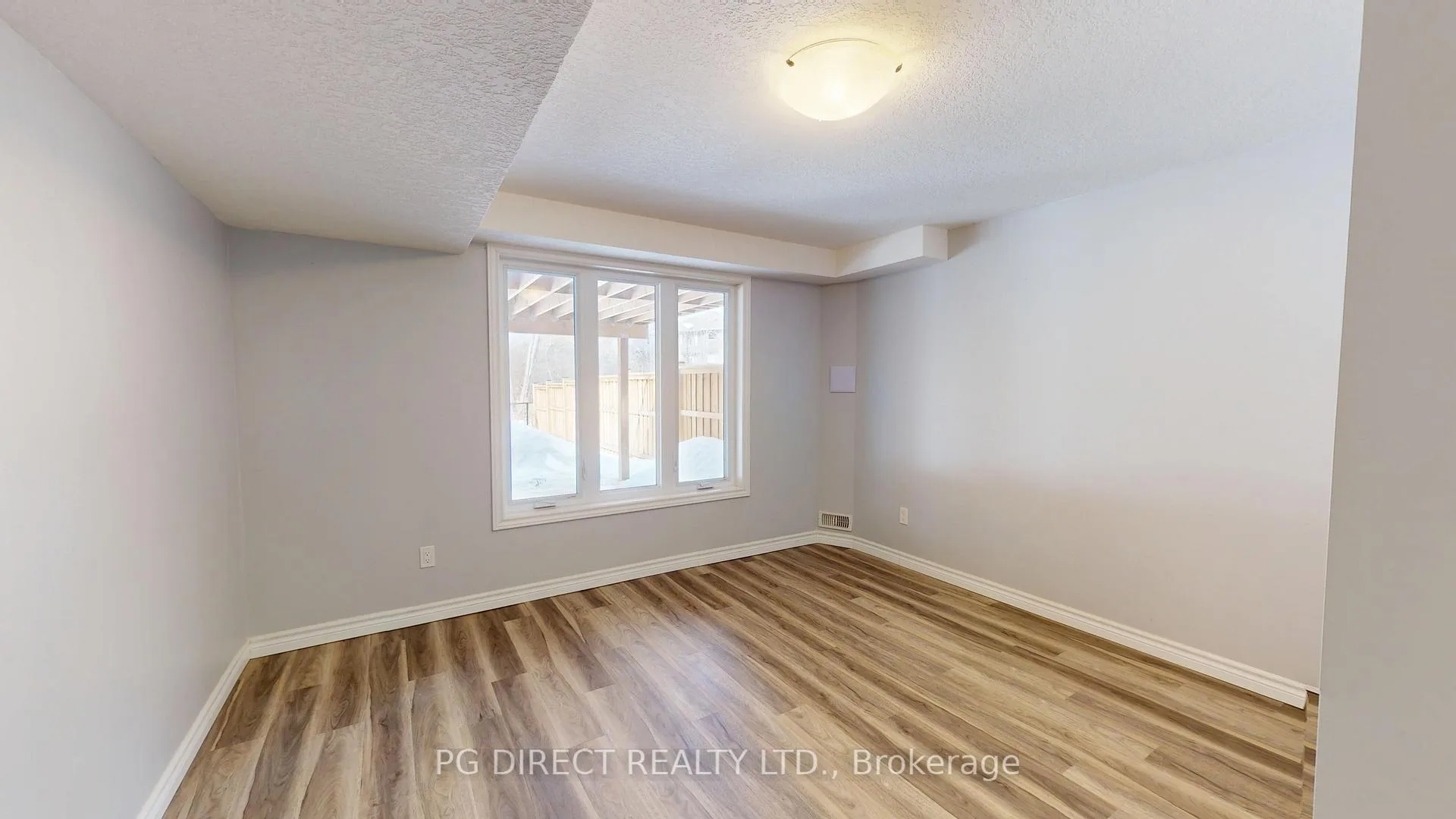 Photo 16 of 111 Ambrous Crescent, Guelph, Kortright East — HOMEH