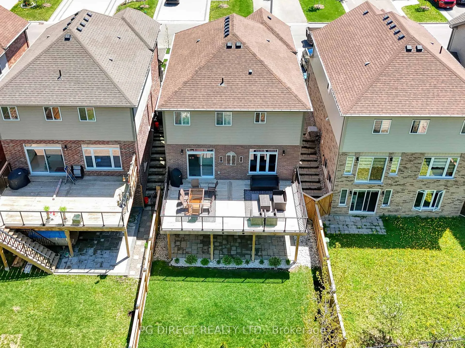 Photo 20 of 111 Ambrous Crescent, Guelph, Kortright East — HOMEH