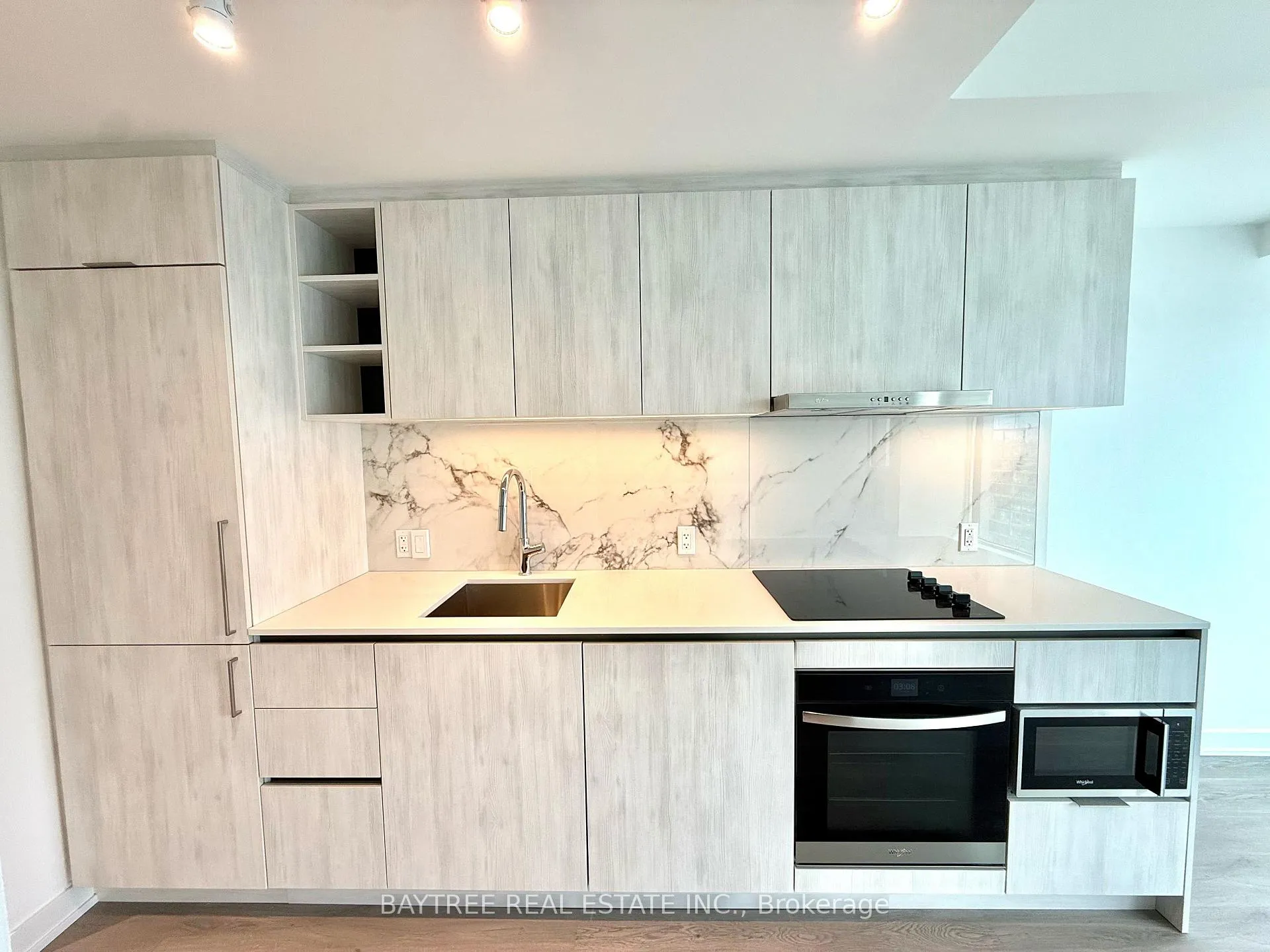 Photo 3 of Unit 4506, 8 Wellesley Street W, Toronto, Bay Street Corridor — HOMEH