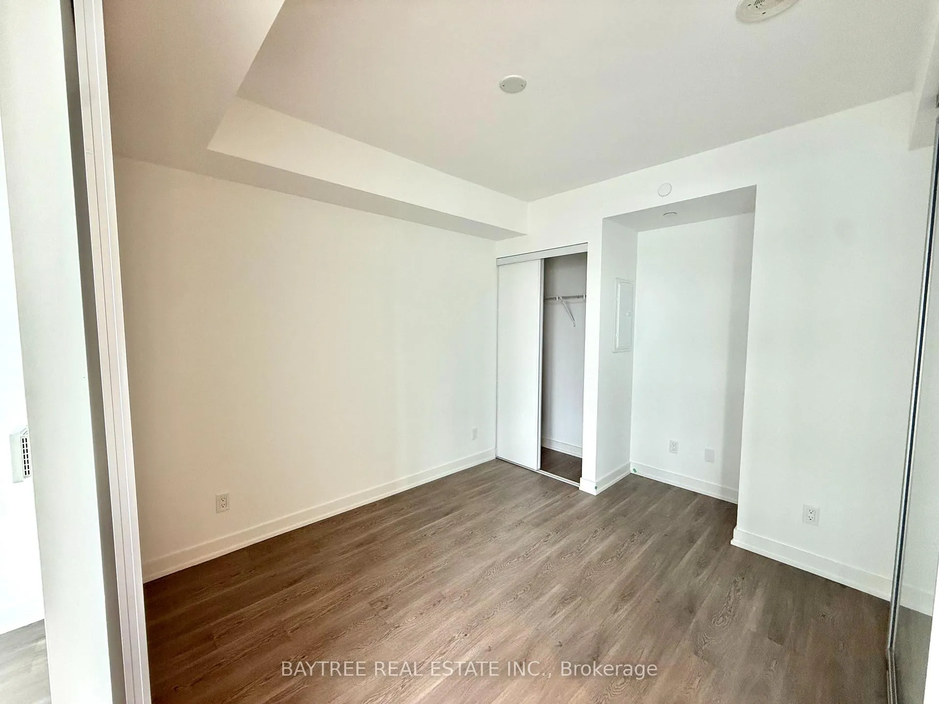 Photo 8 of Unit 4506, 8 Wellesley Street W, Toronto, Bay Street Corridor — HOMEH