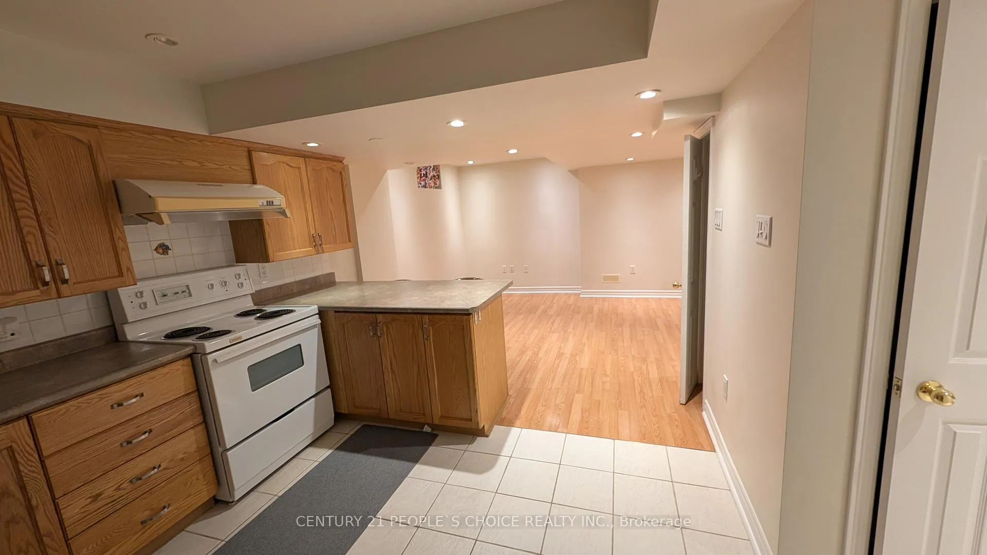 Photo 1 of Unit Basement, 33 Pinecone Drive, Etobicoke, West Humber-Clairville — HOMEH