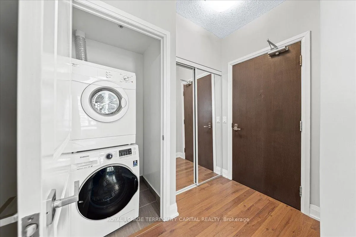 Photo 6 of Unit 505, 85 North Park Road, Vaughan, Beverley Glen — HOMEH