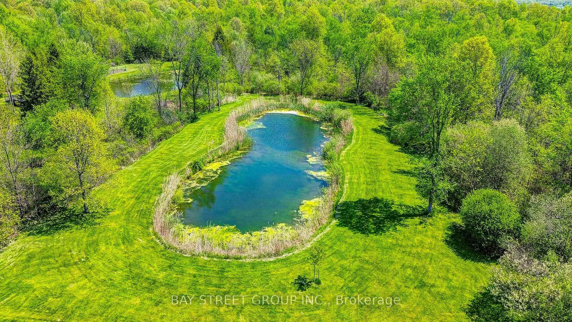 Photo 5 of 10638 Willoughby Drive, Niagara Falls, Lyons Creek — HOMEH