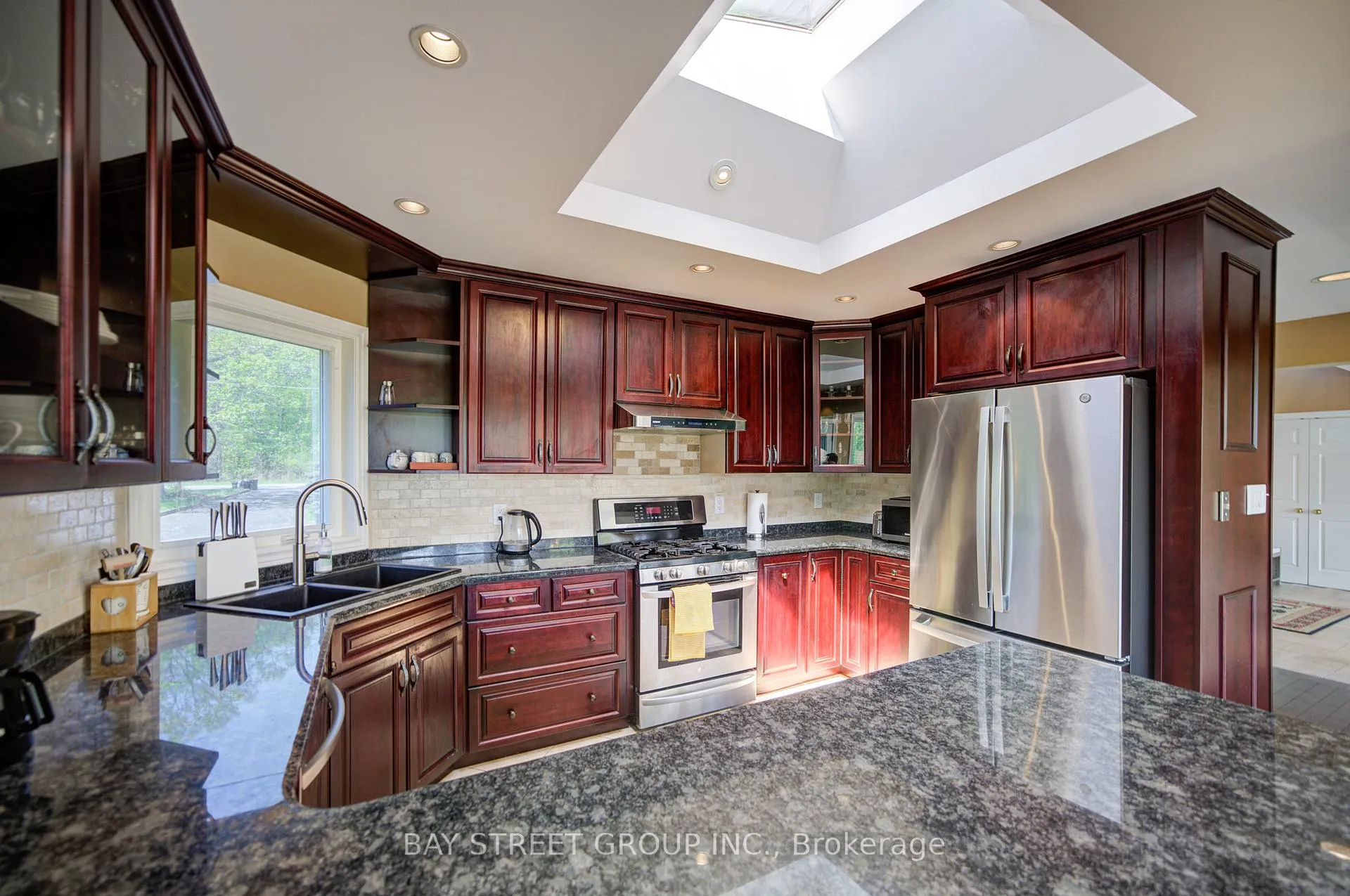 Photo 20 of 10638 Willoughby Drive, Niagara Falls, Lyons Creek — HOMEH