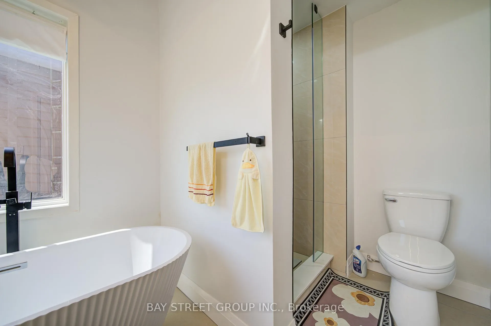 Photo 28 of 10638 Willoughby Drive, Niagara Falls, Lyons Creek — HOMEH