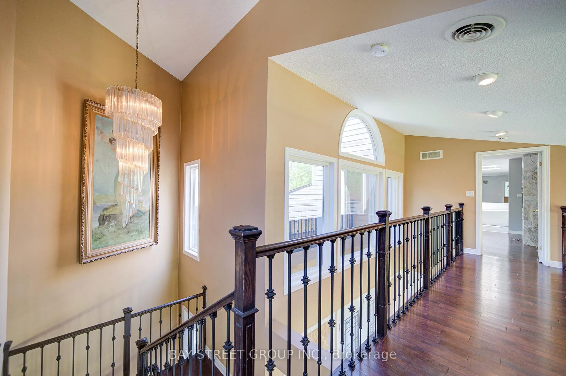 Photo 38 of 10638 Willoughby Drive, Niagara Falls, Lyons Creek — HOMEH