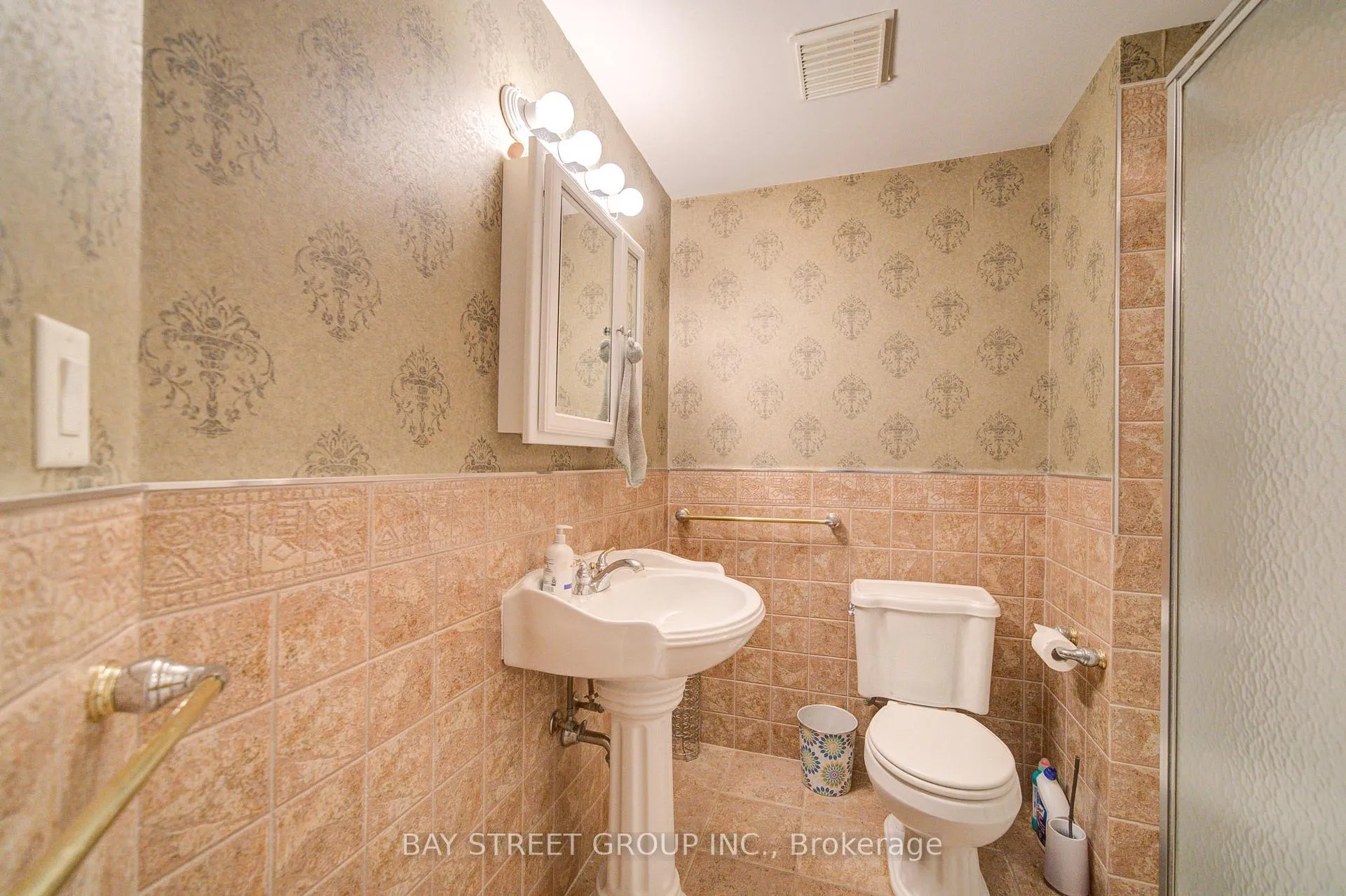 Photo 47 of 10638 Willoughby Drive, Niagara Falls, Lyons Creek — HOMEH
