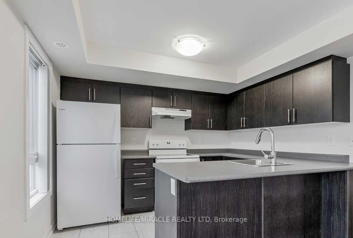 Photo 8 of Unit 2516, 30 Westmeath Lane, Markham, Cornell — HOMEH