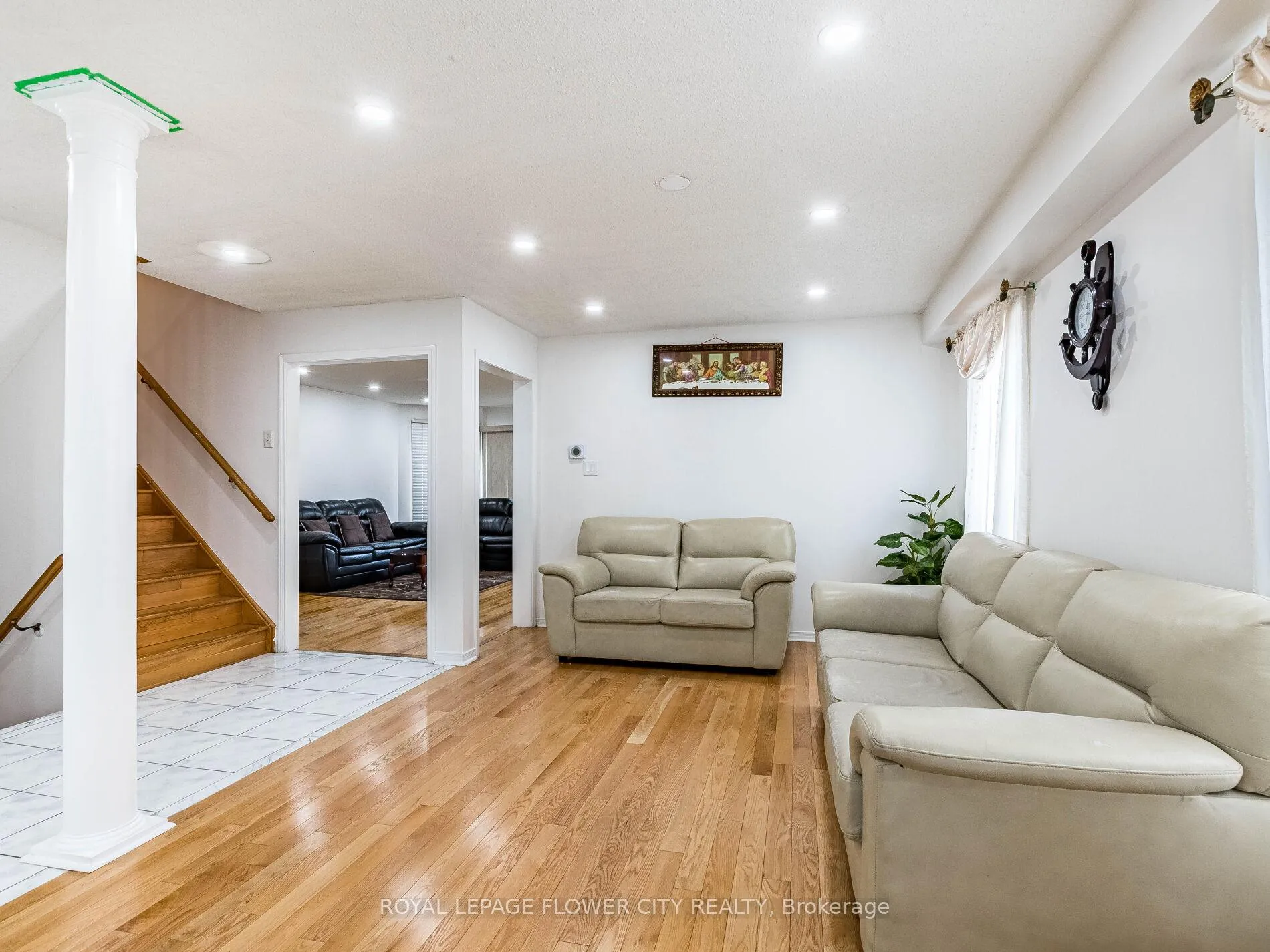 Photo 6 of 58 Pertosa Drive, Brampton, Fletcher's Meadow — HOMEH