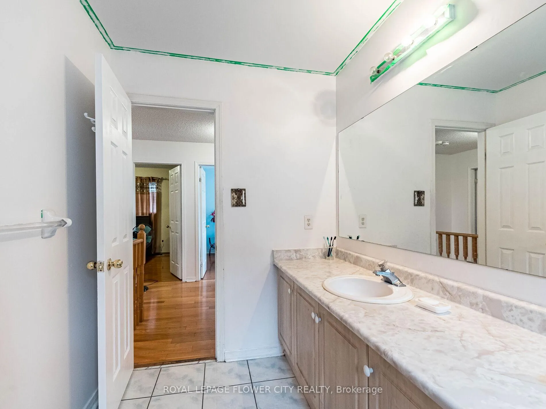 Photo 17 of 58 Pertosa Drive, Brampton, Fletcher's Meadow — HOMEH