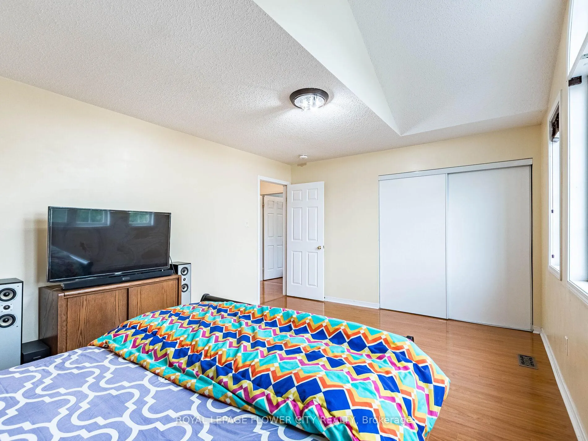 Photo 23 of 58 Pertosa Drive, Brampton, Fletcher's Meadow — HOMEH