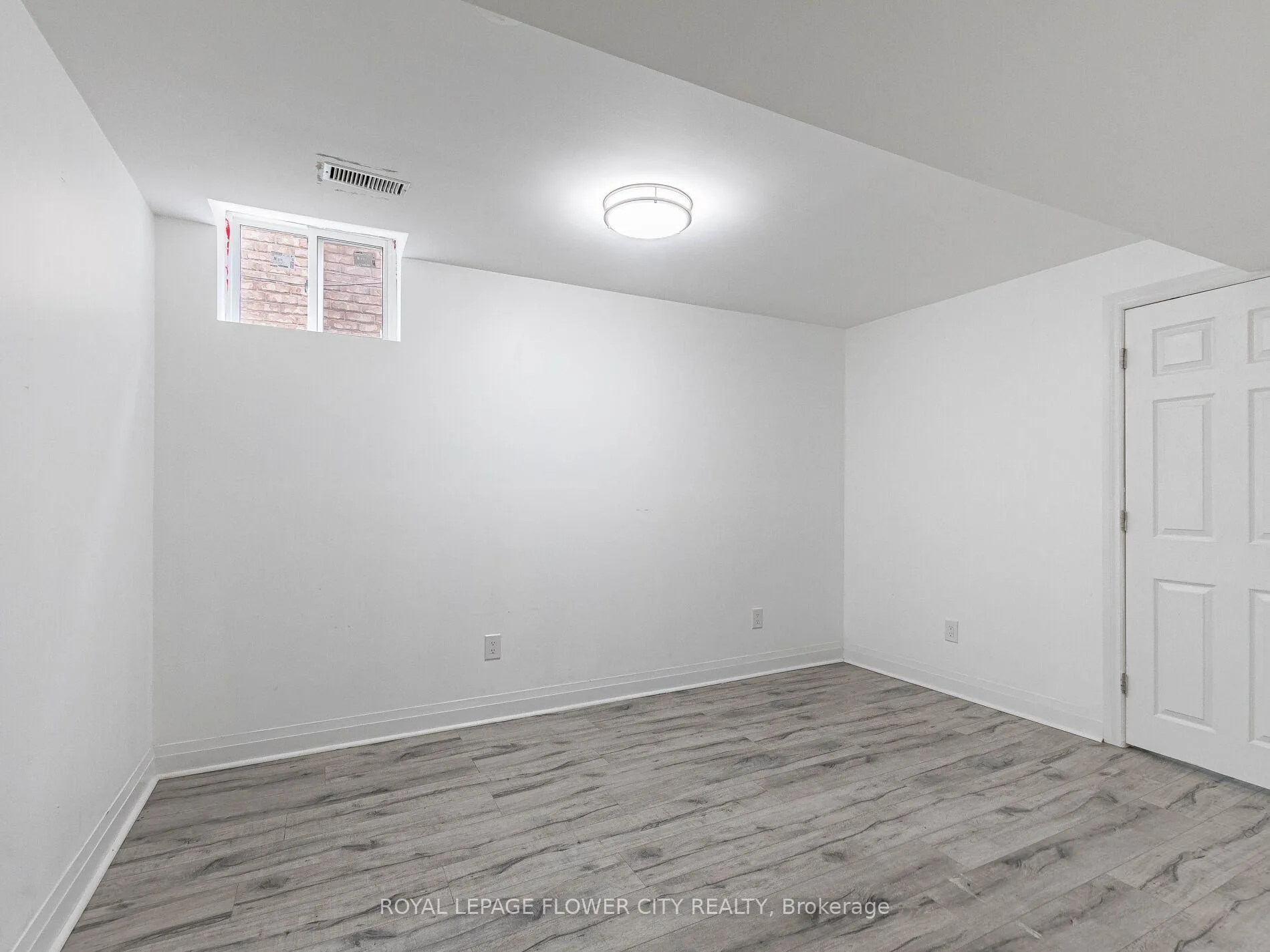 Photo 28 of 58 Pertosa Drive, Brampton, Fletcher's Meadow — HOMEH