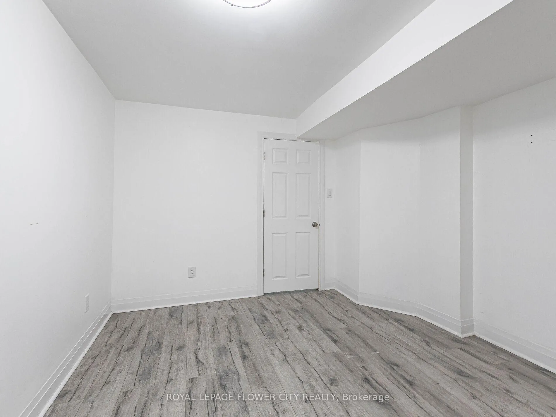 Photo 29 of 58 Pertosa Drive, Brampton, Fletcher's Meadow — HOMEH