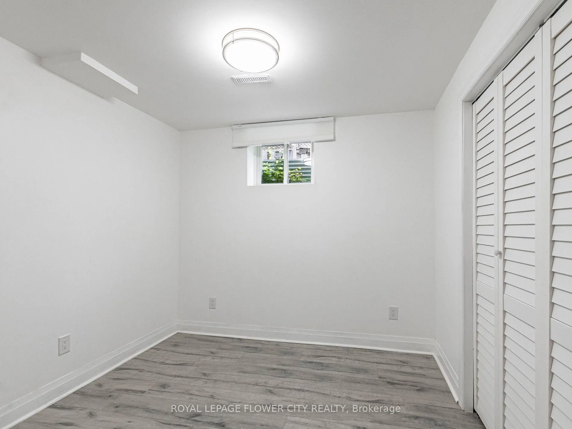 Photo 33 of 58 Pertosa Drive, Brampton, Fletcher's Meadow — HOMEH