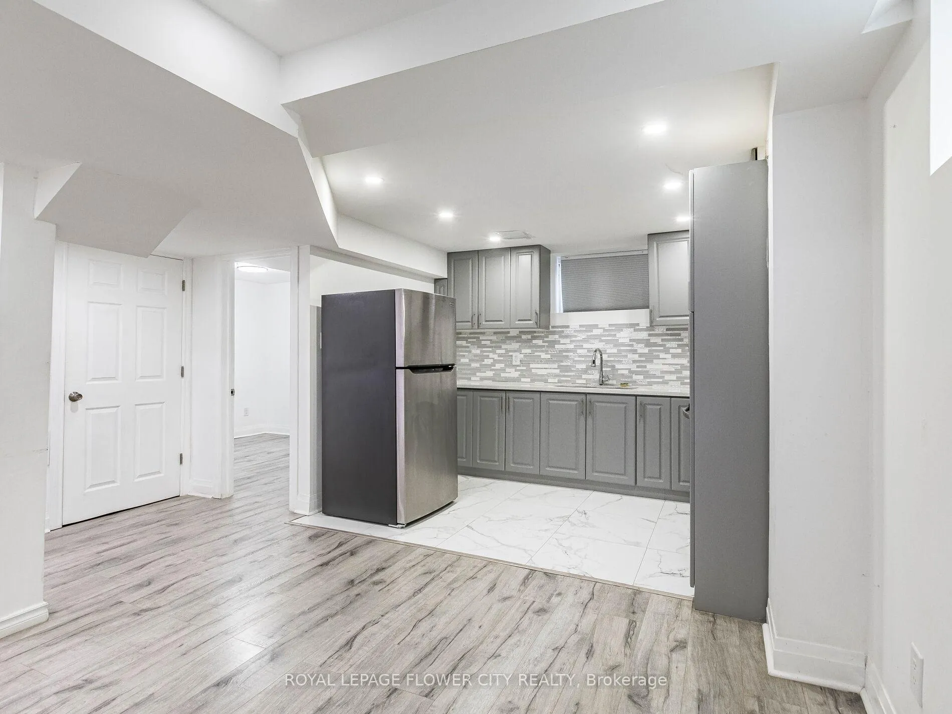 Photo 36 of 58 Pertosa Drive, Brampton, Fletcher's Meadow — HOMEH