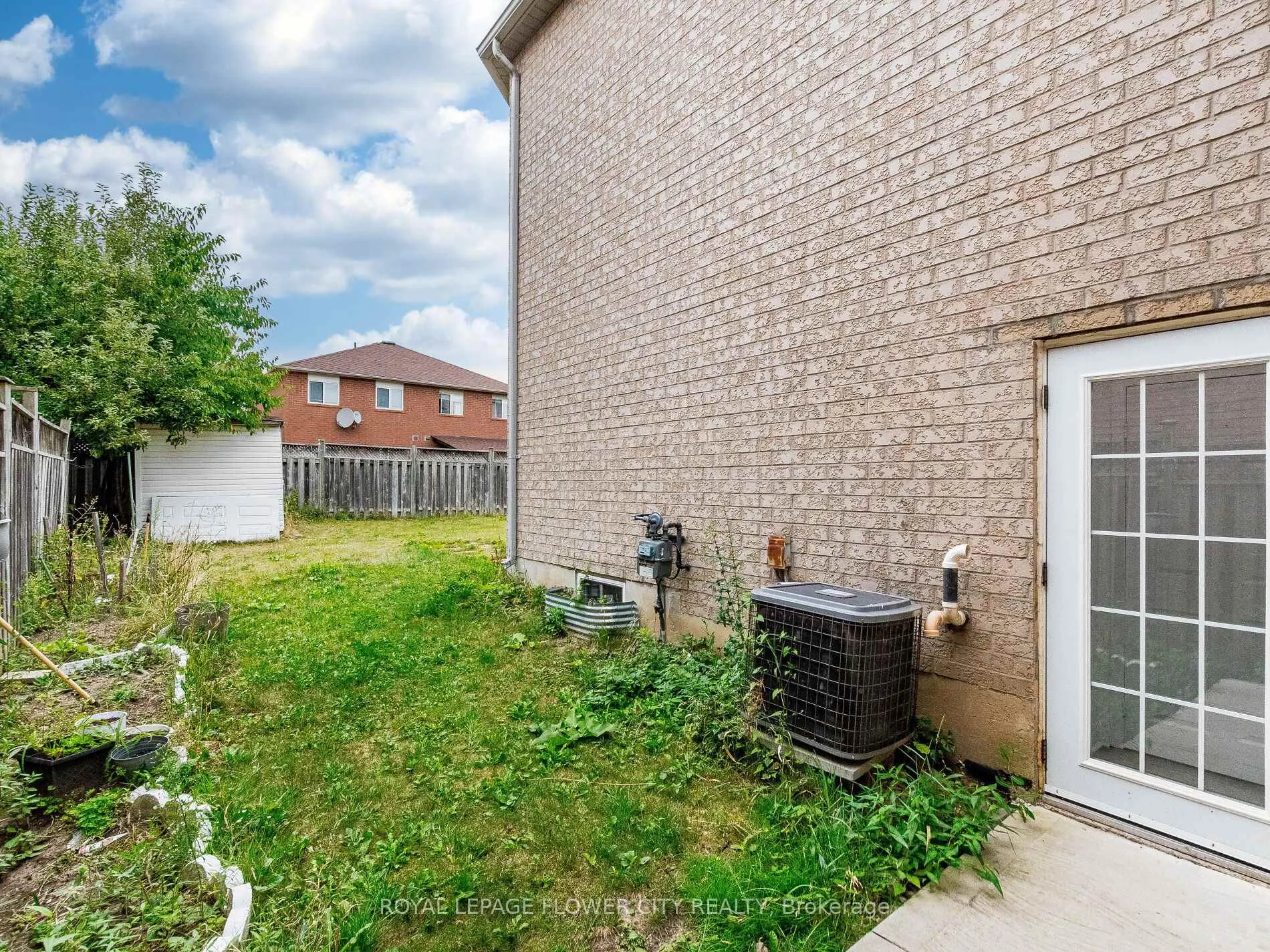 Photo 46 of 58 Pertosa Drive, Brampton, Fletcher's Meadow — HOMEH