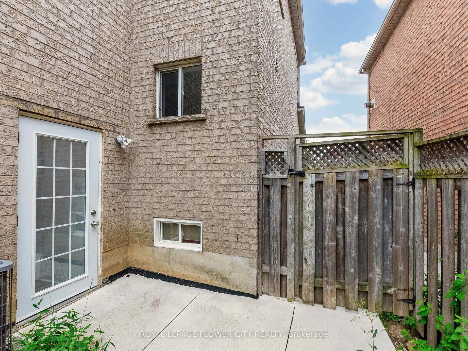 Photo 47 of 58 Pertosa Drive, Brampton, Fletcher's Meadow — HOMEH