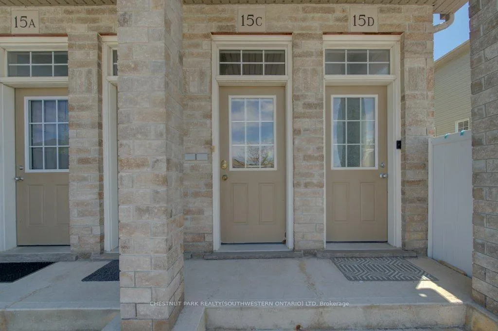 Photo 3 of Unit 15C, 240 Westmeadow Drive, Kitchener, Highland West — HOMEH