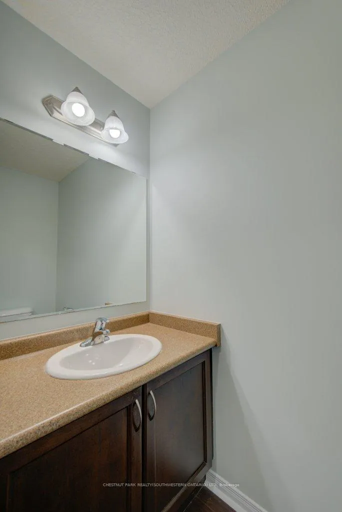 Photo 14 of Unit 15C, 240 Westmeadow Drive, Kitchener, Highland West — HOMEH