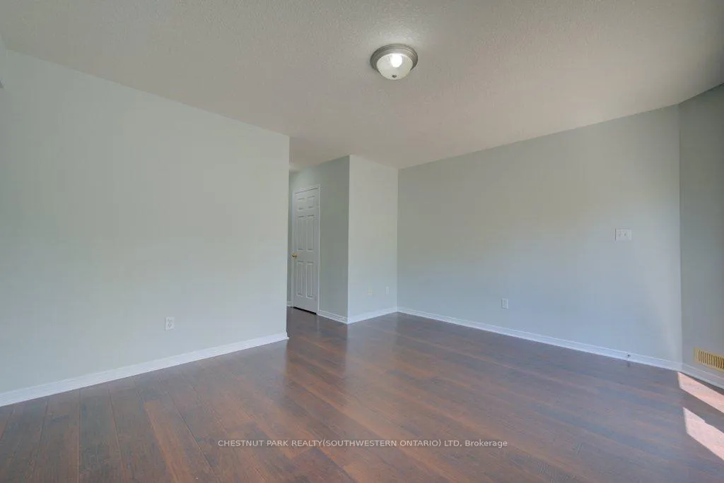 Photo 19 of Unit 15C, 240 Westmeadow Drive, Kitchener, Highland West — HOMEH