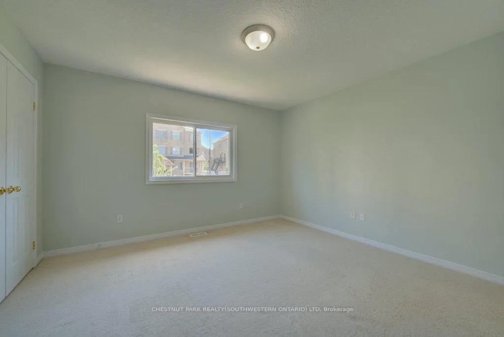 Photo 26 of Unit 15C, 240 Westmeadow Drive, Kitchener, Highland West — HOMEH