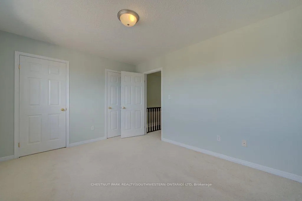 Photo 27 of Unit 15C, 240 Westmeadow Drive, Kitchener, Highland West — HOMEH