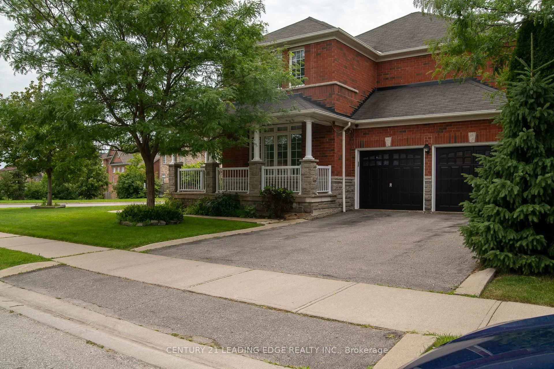 Photo 55 of 26 Huntspoint Drive, Brampton, Bram East — HOMEH