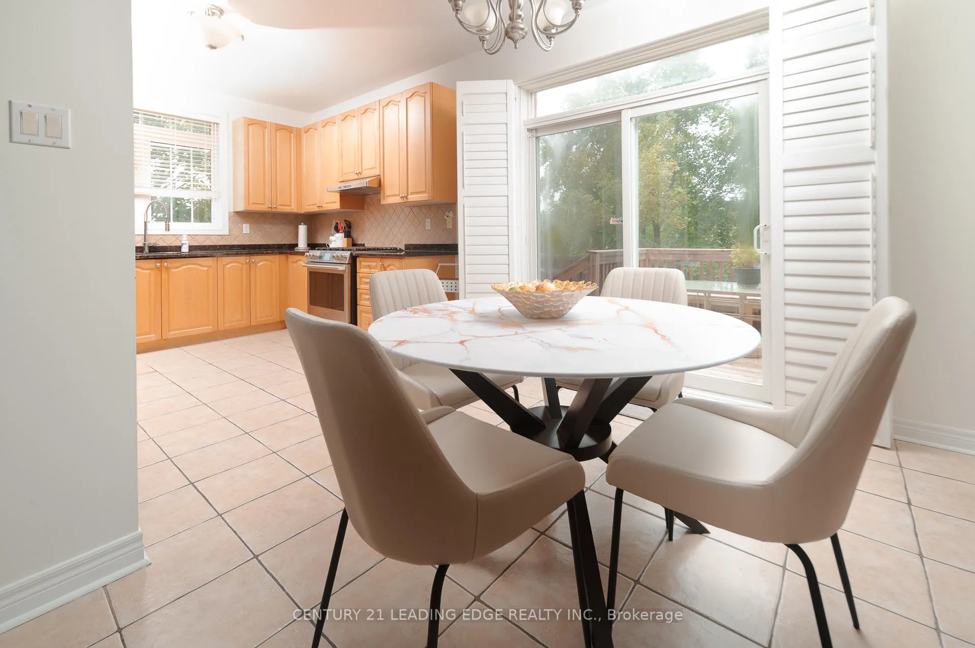 Photo 9 of 26 Huntspoint Drive, Brampton, Bram East — HOMEH