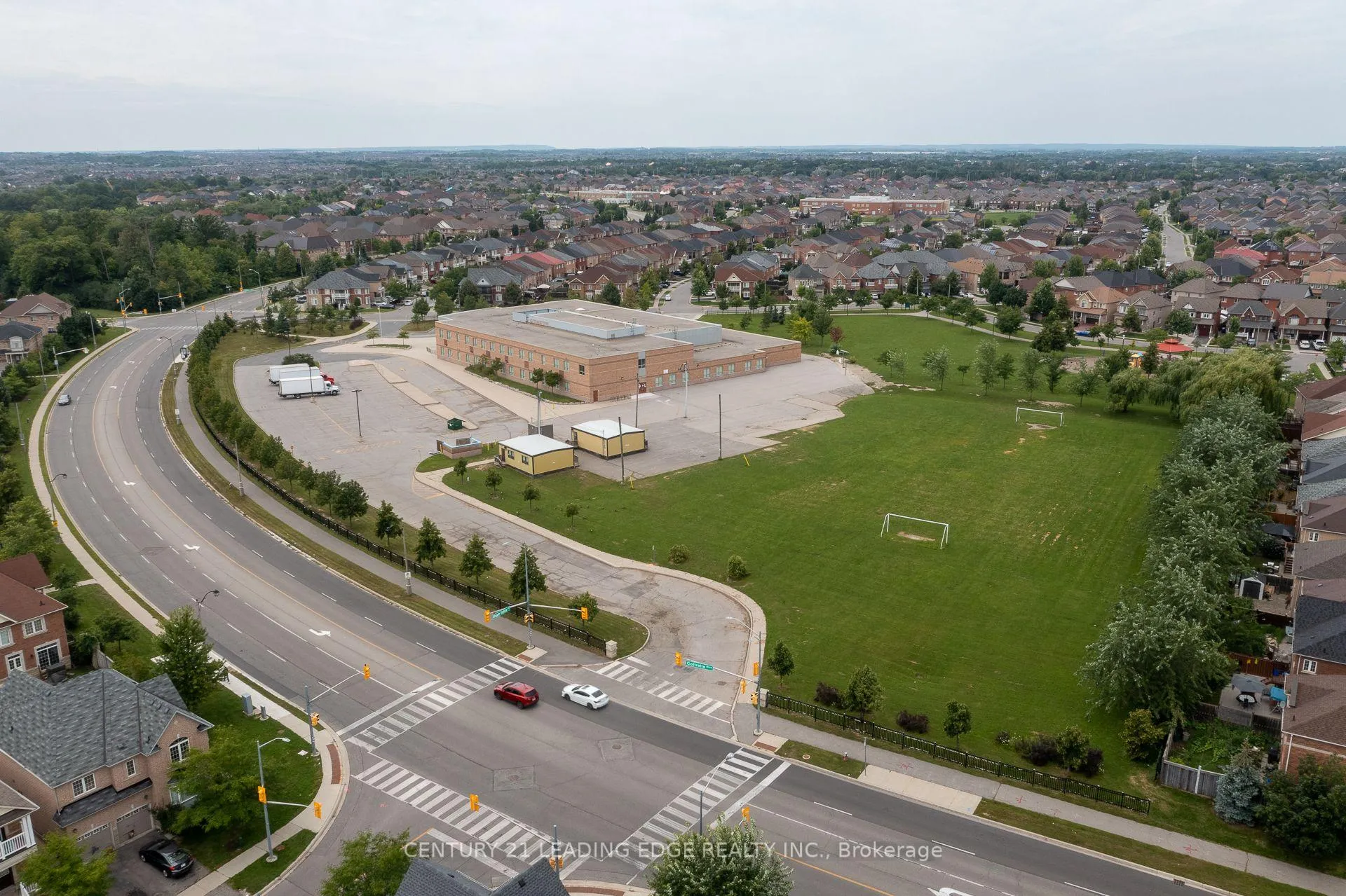 Photo 61 of 26 Huntspoint Drive, Brampton, Bram East — HOMEH