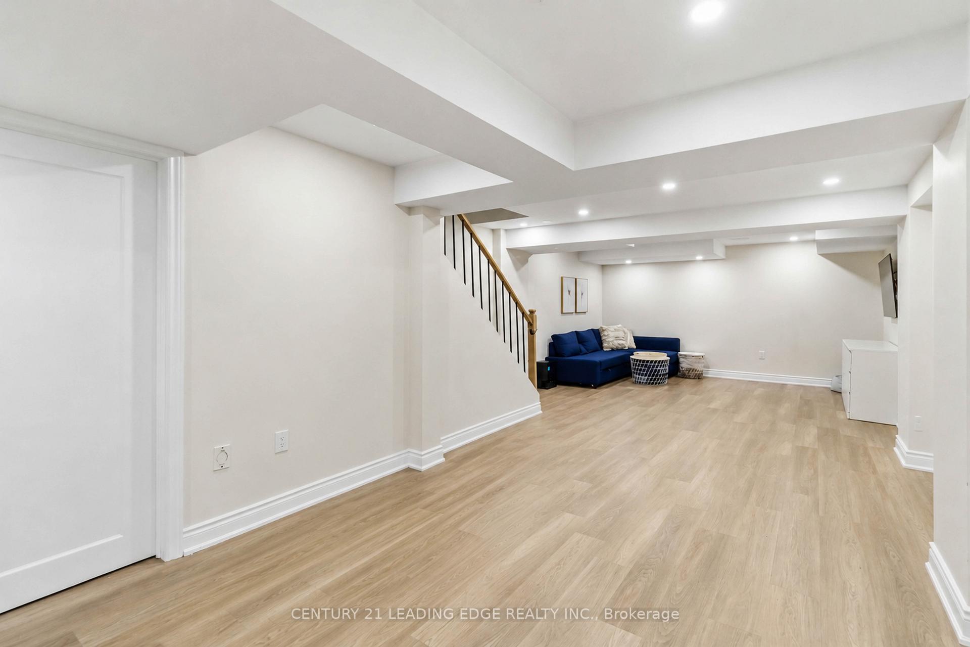 Photo 31 of 26 Huntspoint Drive, Brampton, Bram East — HOMEH