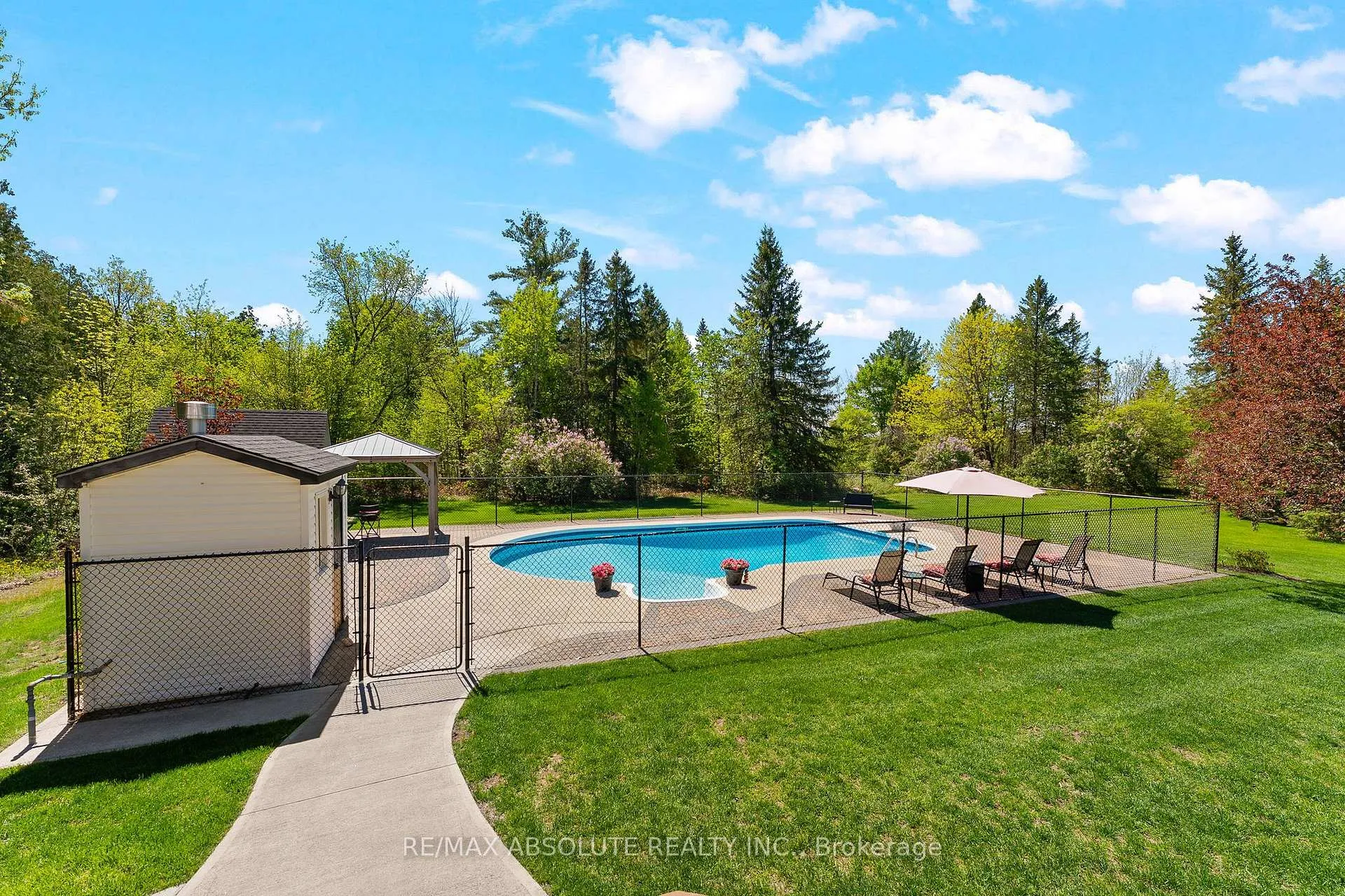 Photo 43 of 131 Burns Drive, McNab/Braeside, Mcnab/Braeside Twps — HOMEH