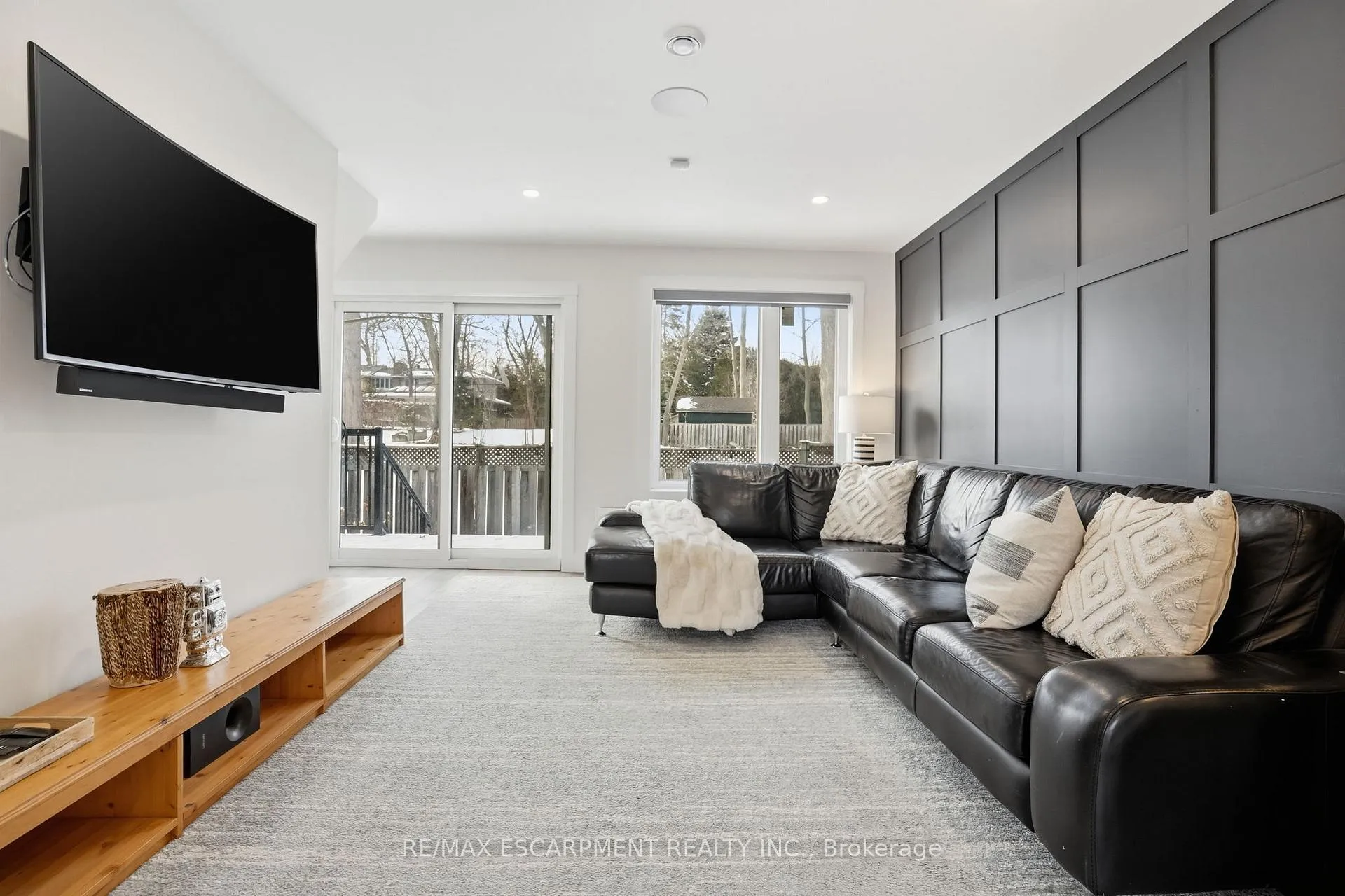 Photo 14 of 29 Pinewood Trail, Mississauga, Mineola — HOMEH