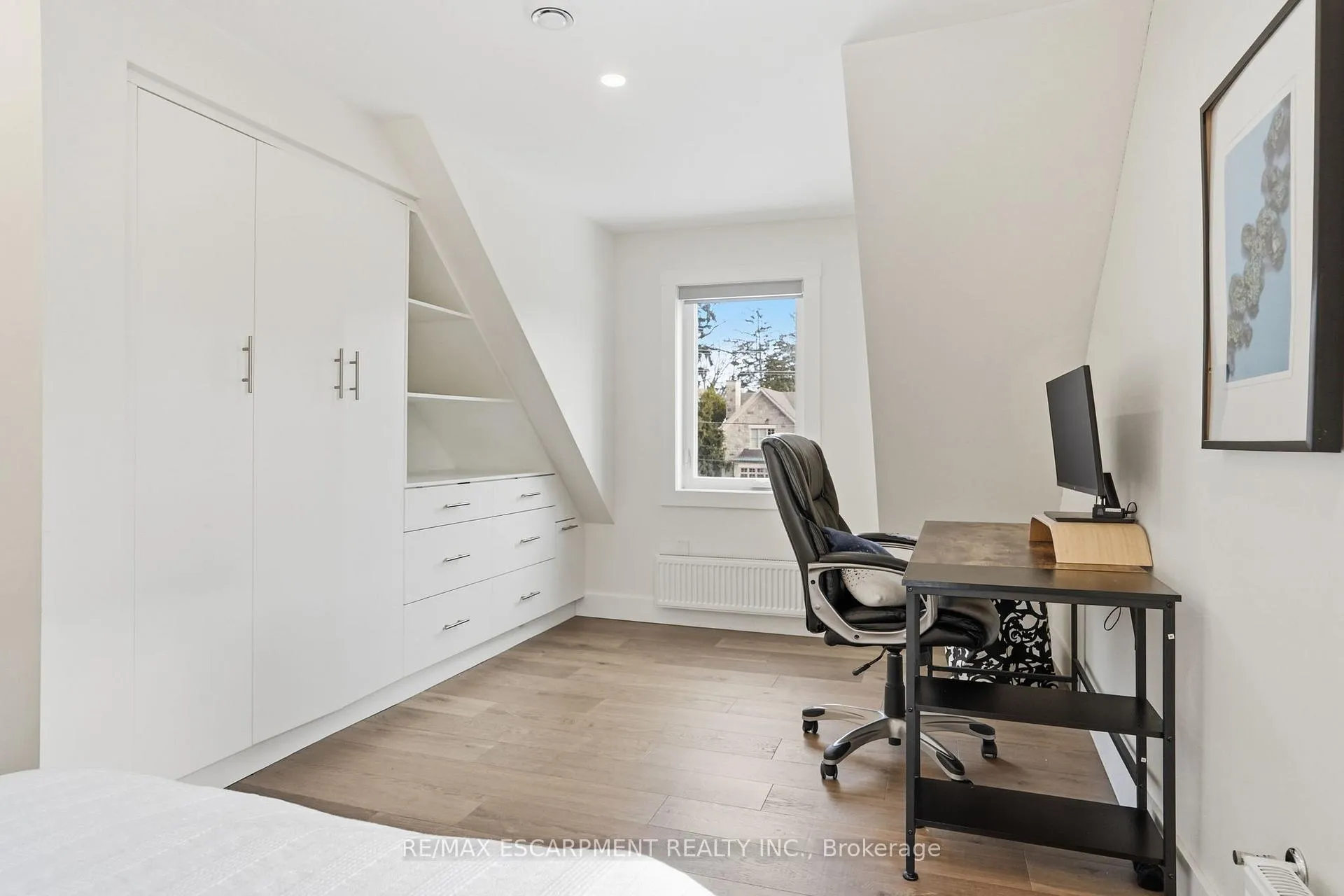 Photo 28 of 29 Pinewood Trail, Mississauga, Mineola — HOMEH