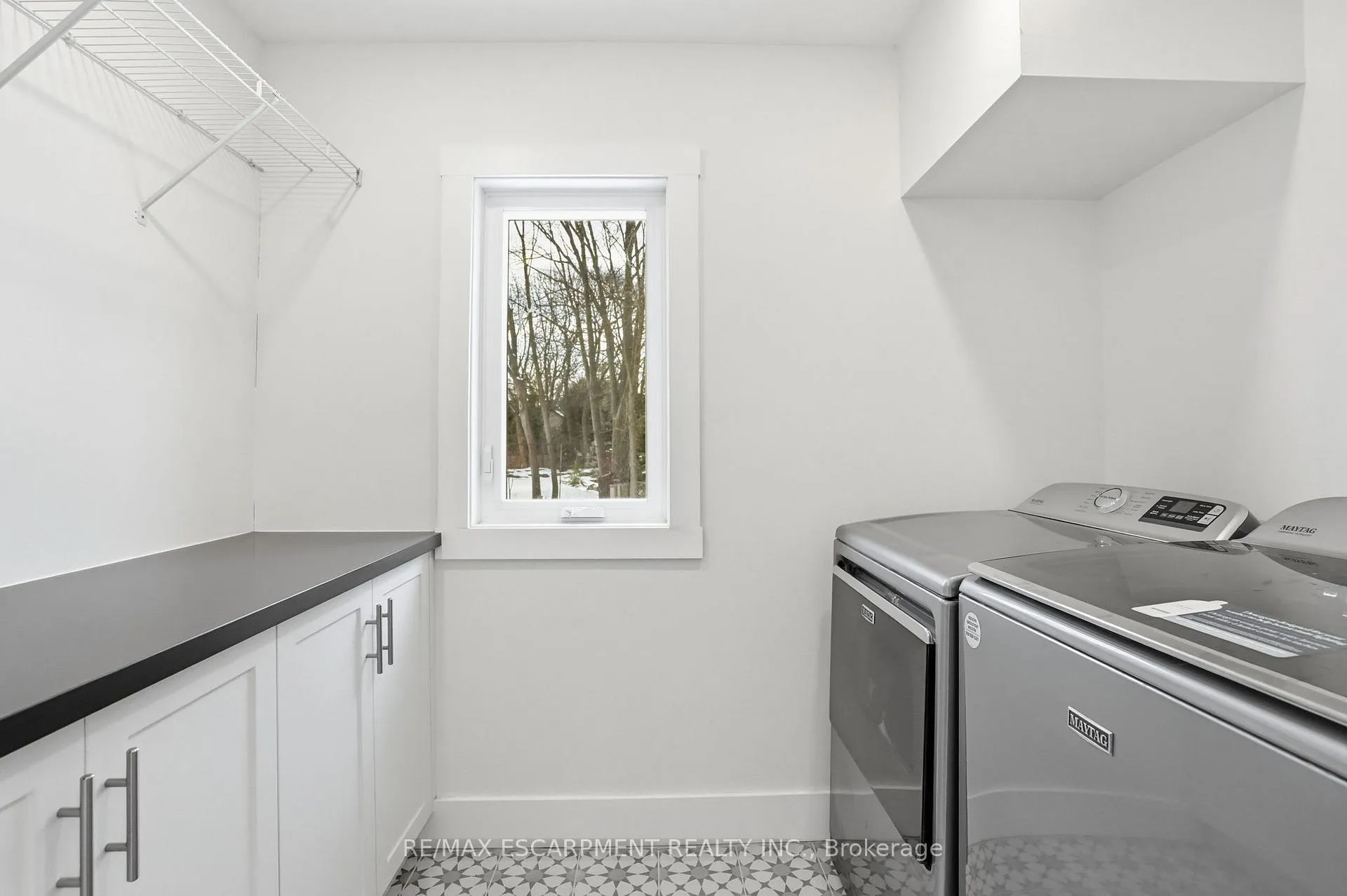 Photo 34 of 29 Pinewood Trail, Mississauga, Mineola — HOMEH