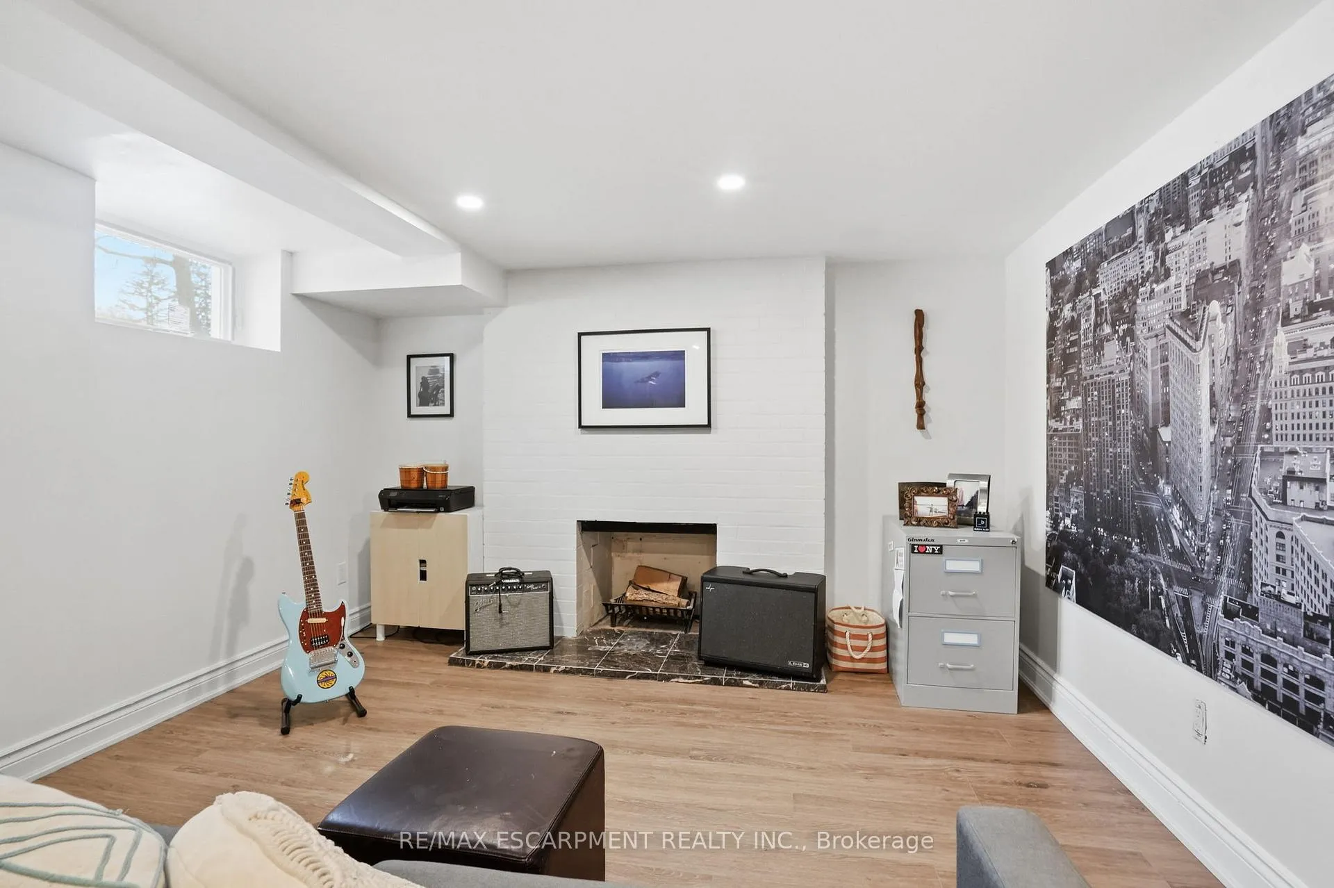 Photo 36 of 29 Pinewood Trail, Mississauga, Mineola — HOMEH