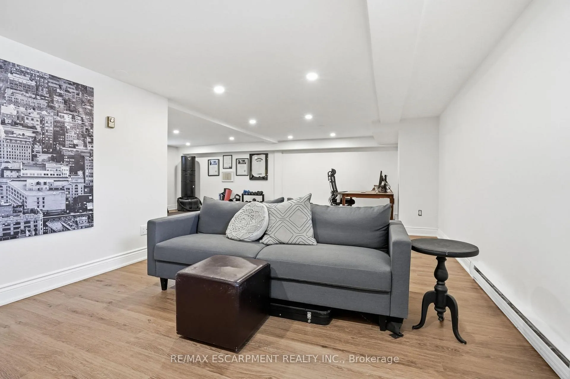 Photo 37 of 29 Pinewood Trail, Mississauga, Mineola — HOMEH