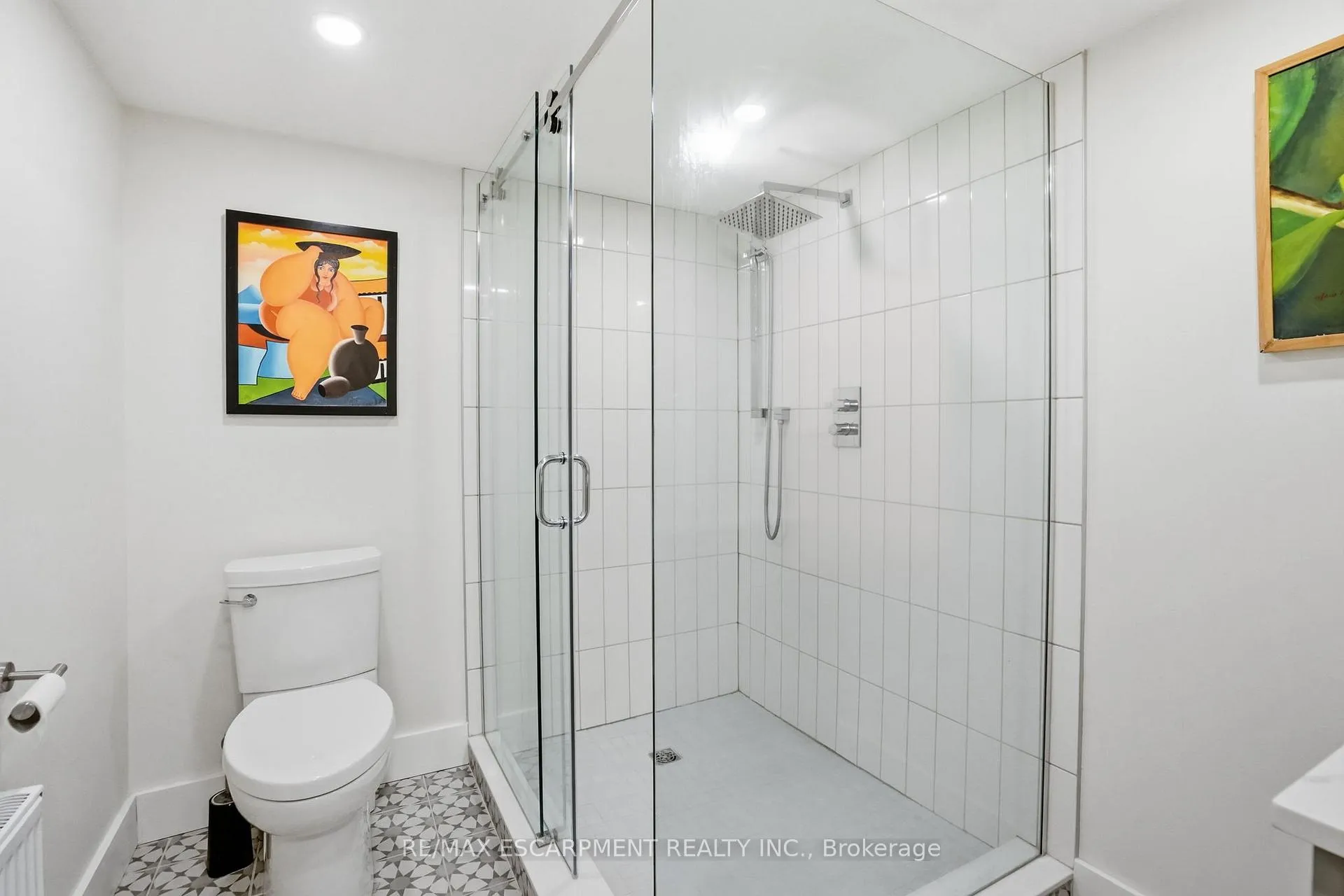 Photo 41 of 29 Pinewood Trail, Mississauga, Mineola — HOMEH