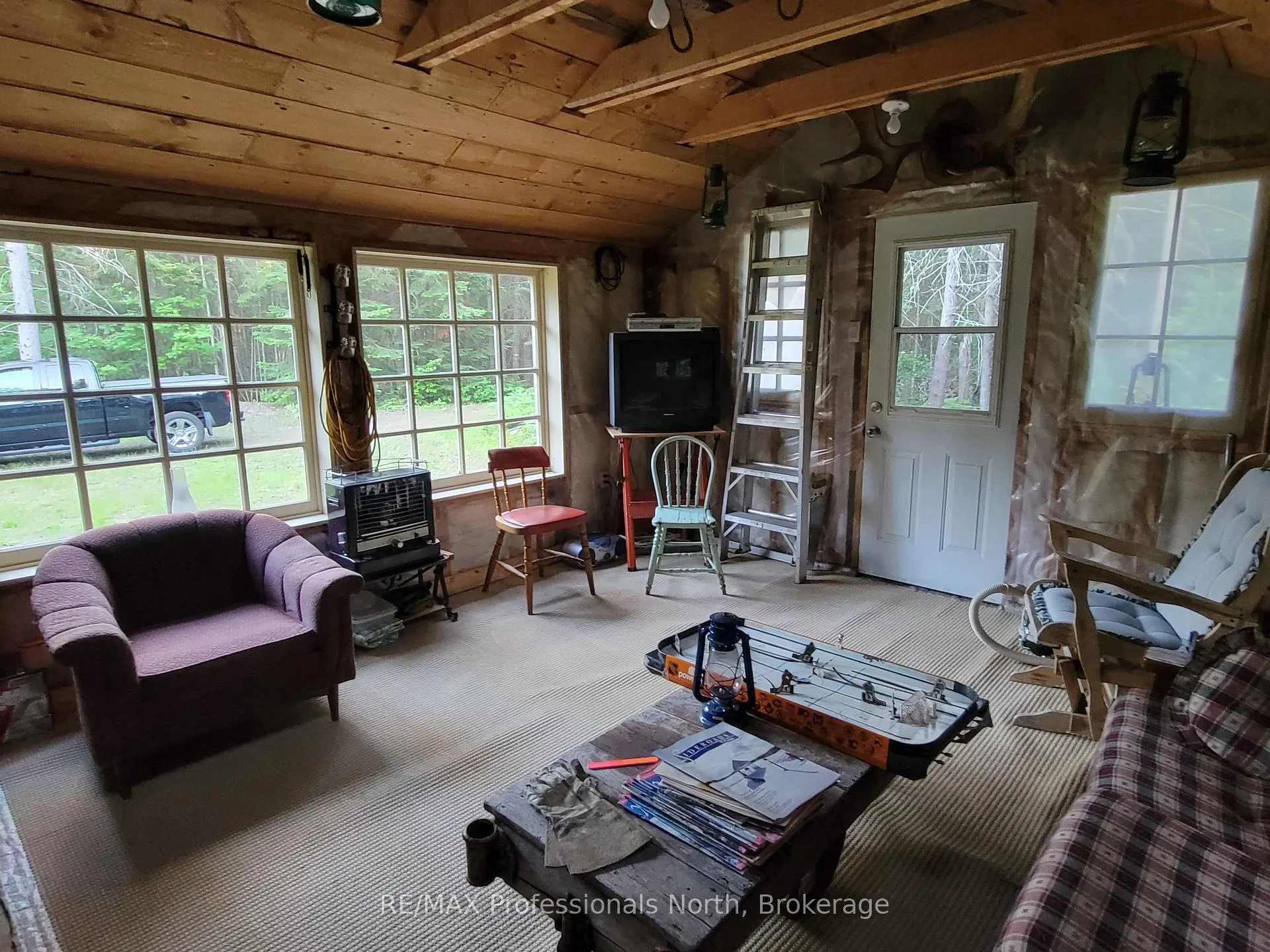 Photo 3 of 156 Butterfield Road, Powassan — HOMEH