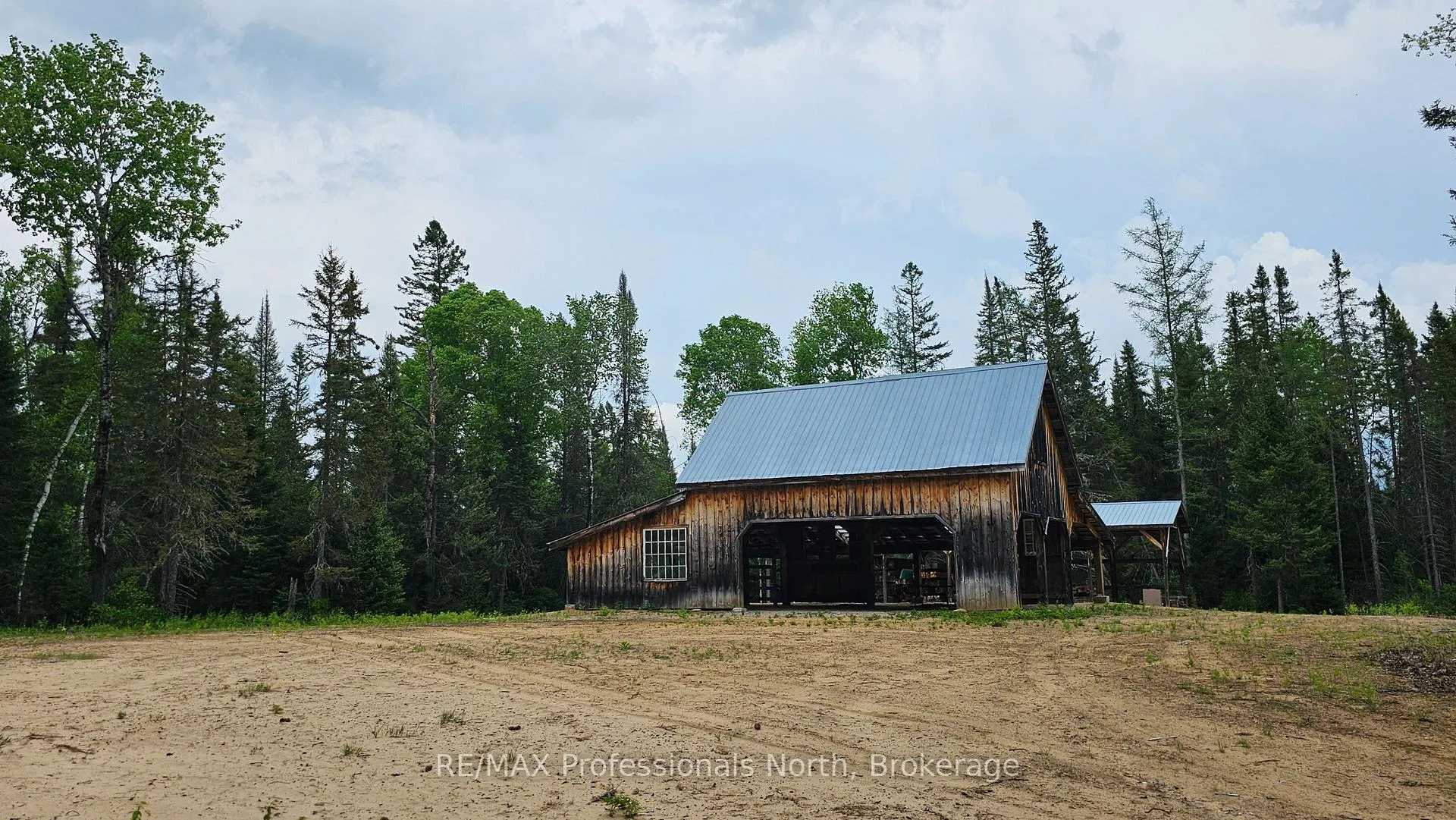 Photo 15 of 156 Butterfield Road, Powassan — HOMEH