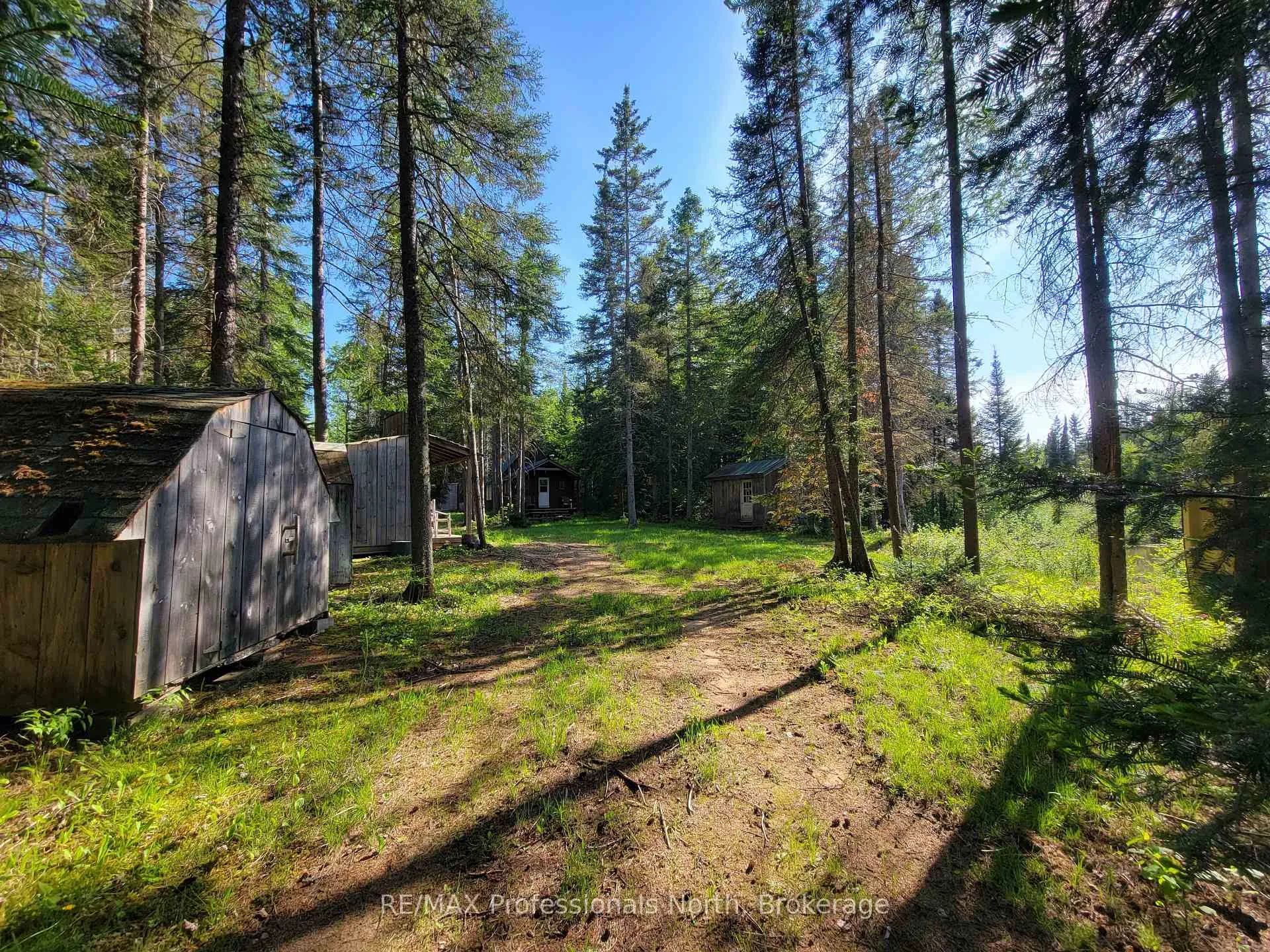 Photo 26 of 156 Butterfield Road, Powassan — HOMEH