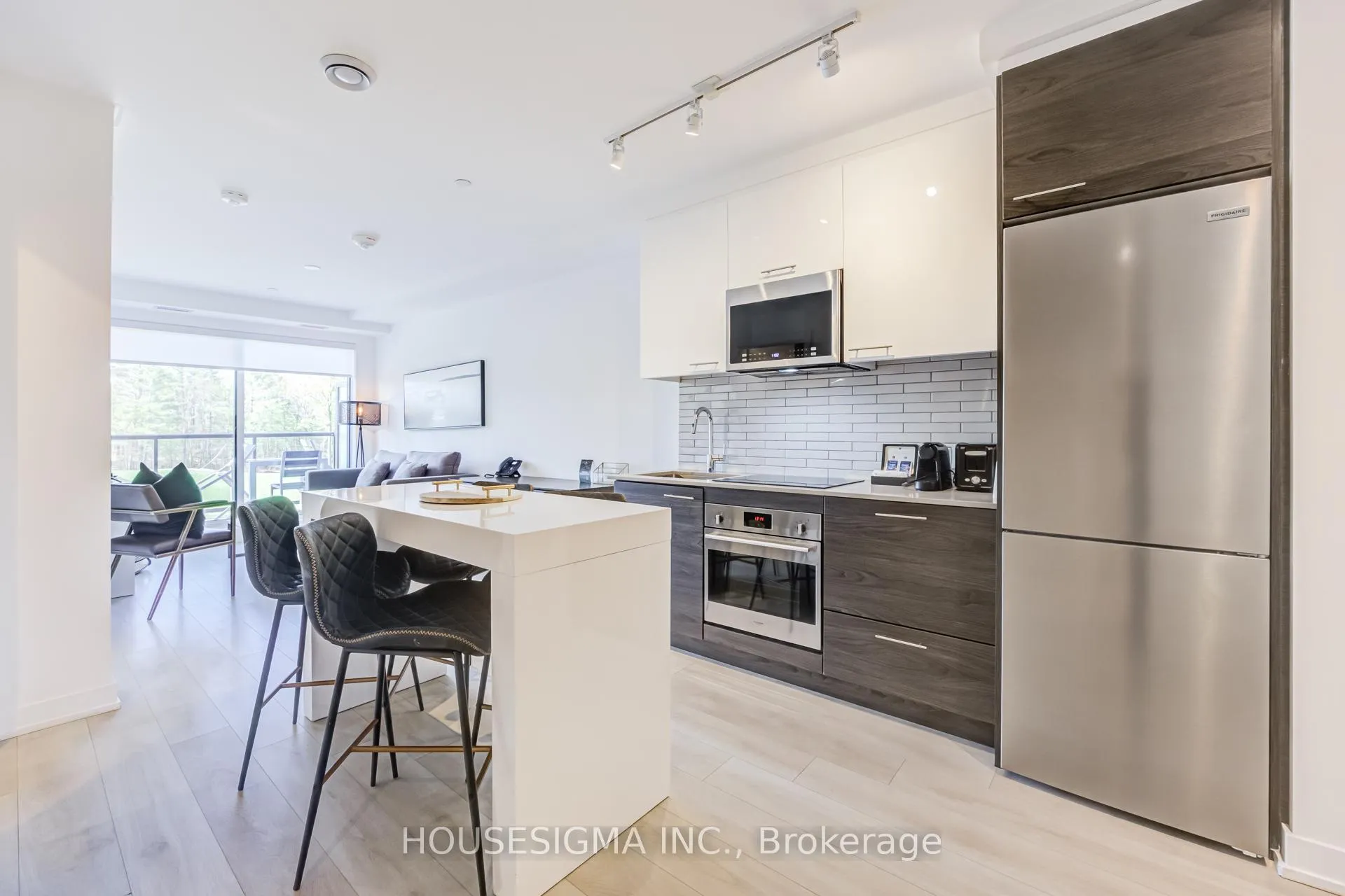 Photo 10 of Unit 313, 120 Carrick Trail, Gravenhurst, Muskoka (S) — HOMEH